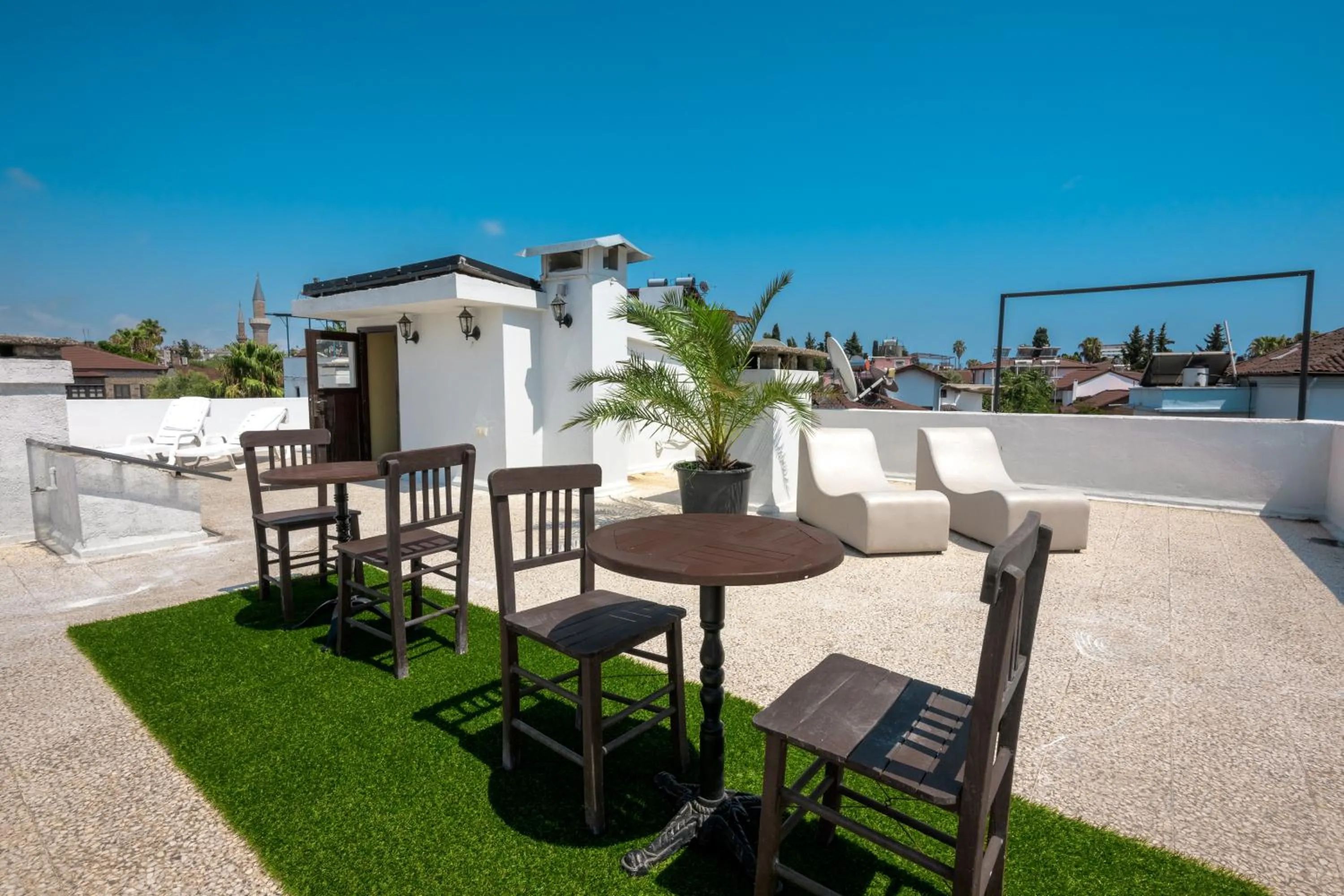 Delight Deluxe Hotel & Spa