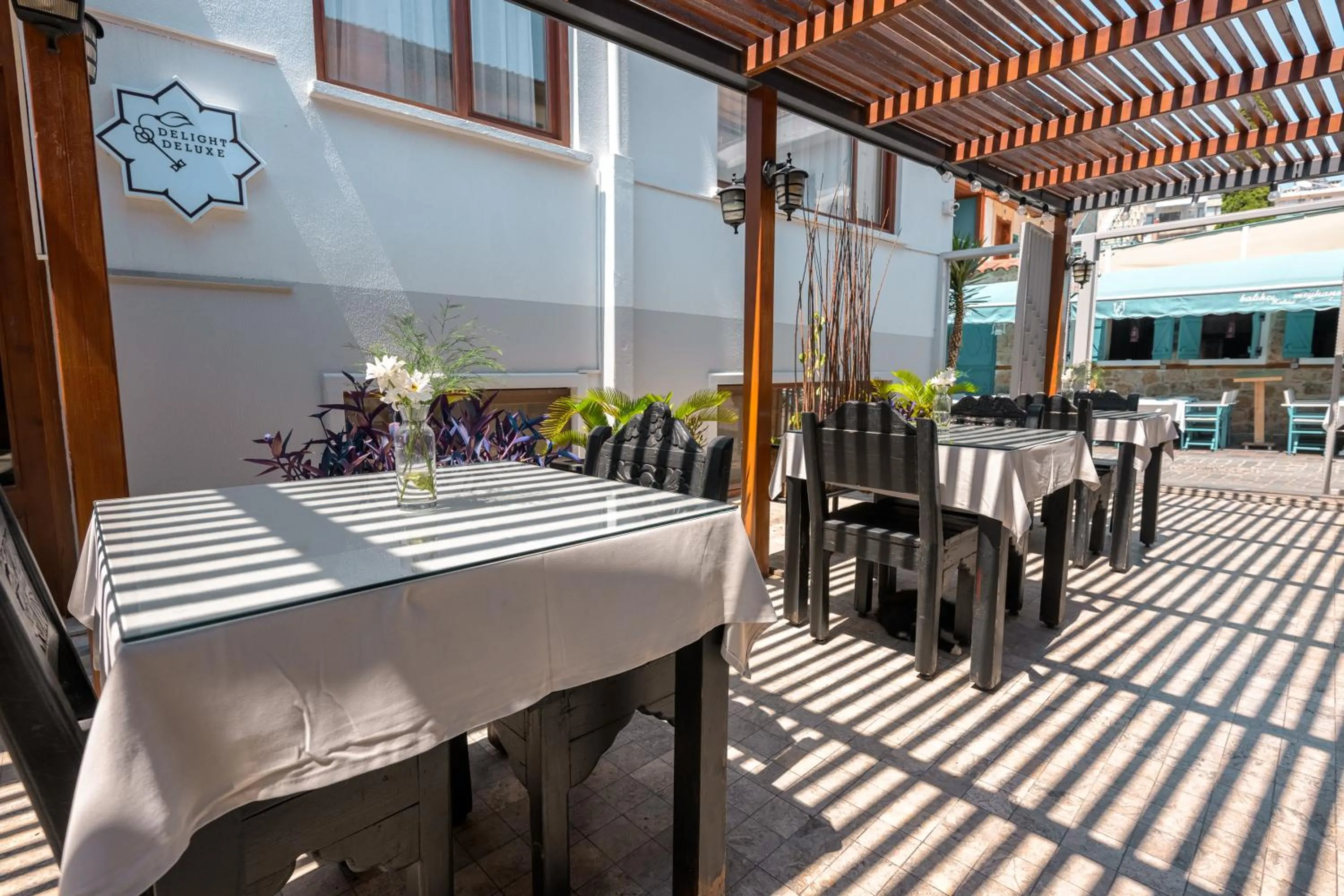 Delight Deluxe Hotel & Spa