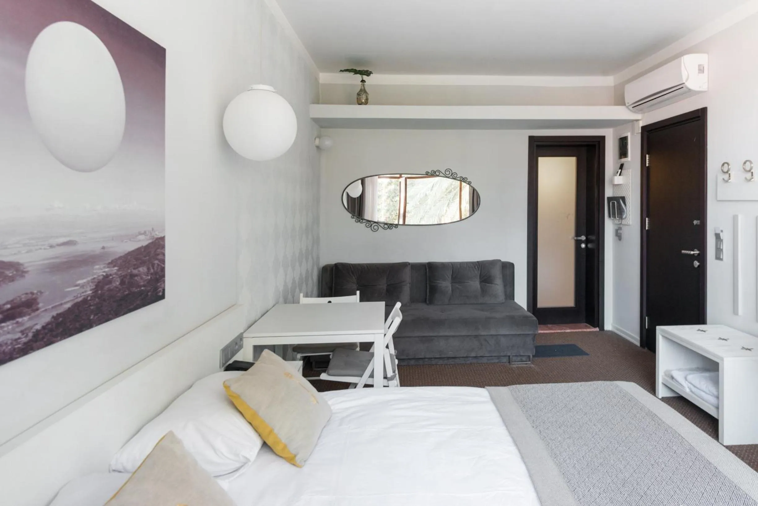 Photo of the whole room, Bed in Delight Deluxe Hotel & Spa