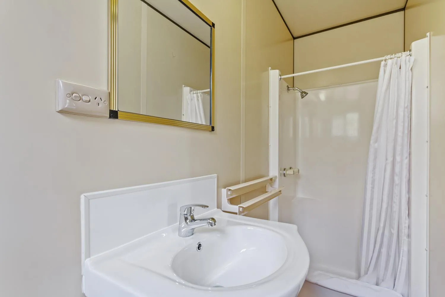 Other in First City Caravilla