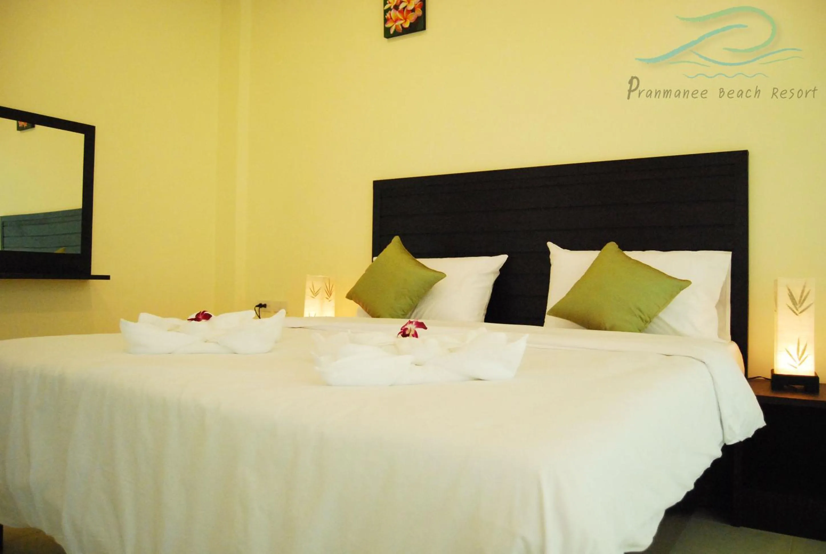Bedroom, Bed in Pranmanee Beach Resort