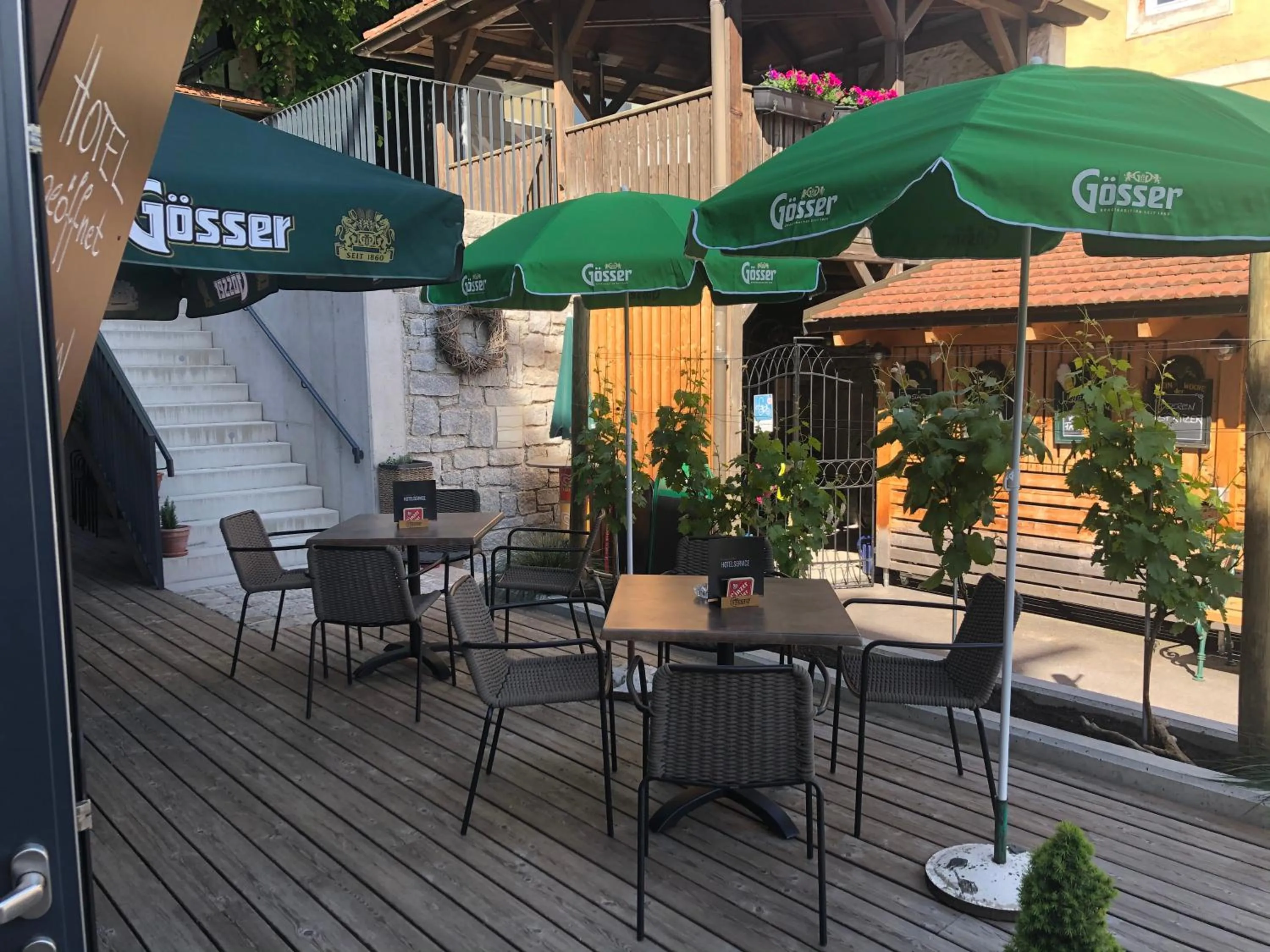 Restaurant/places to eat in Hotel Donauhof Mauthausen