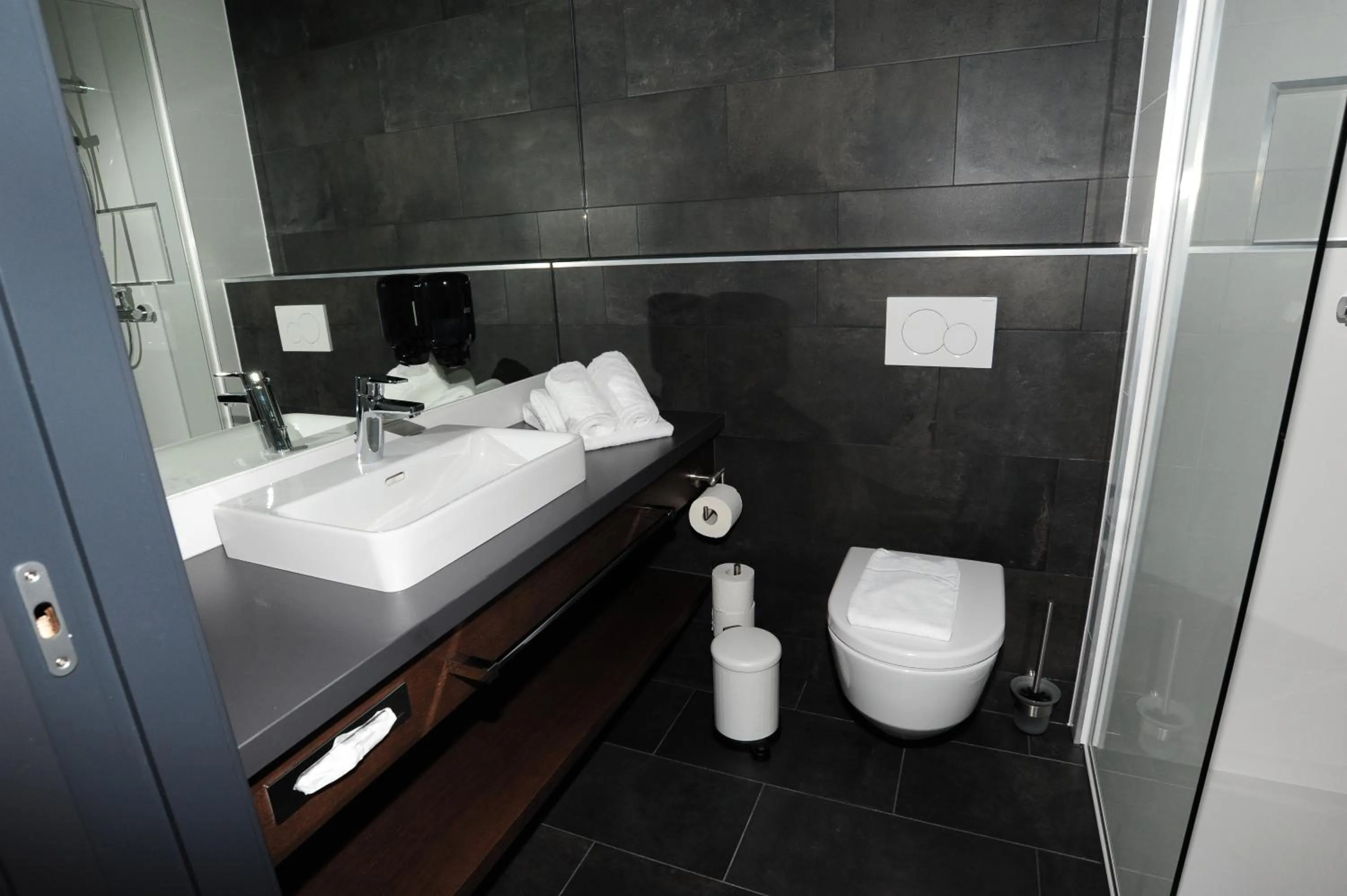 Shower in Hotel Donauhof Mauthausen