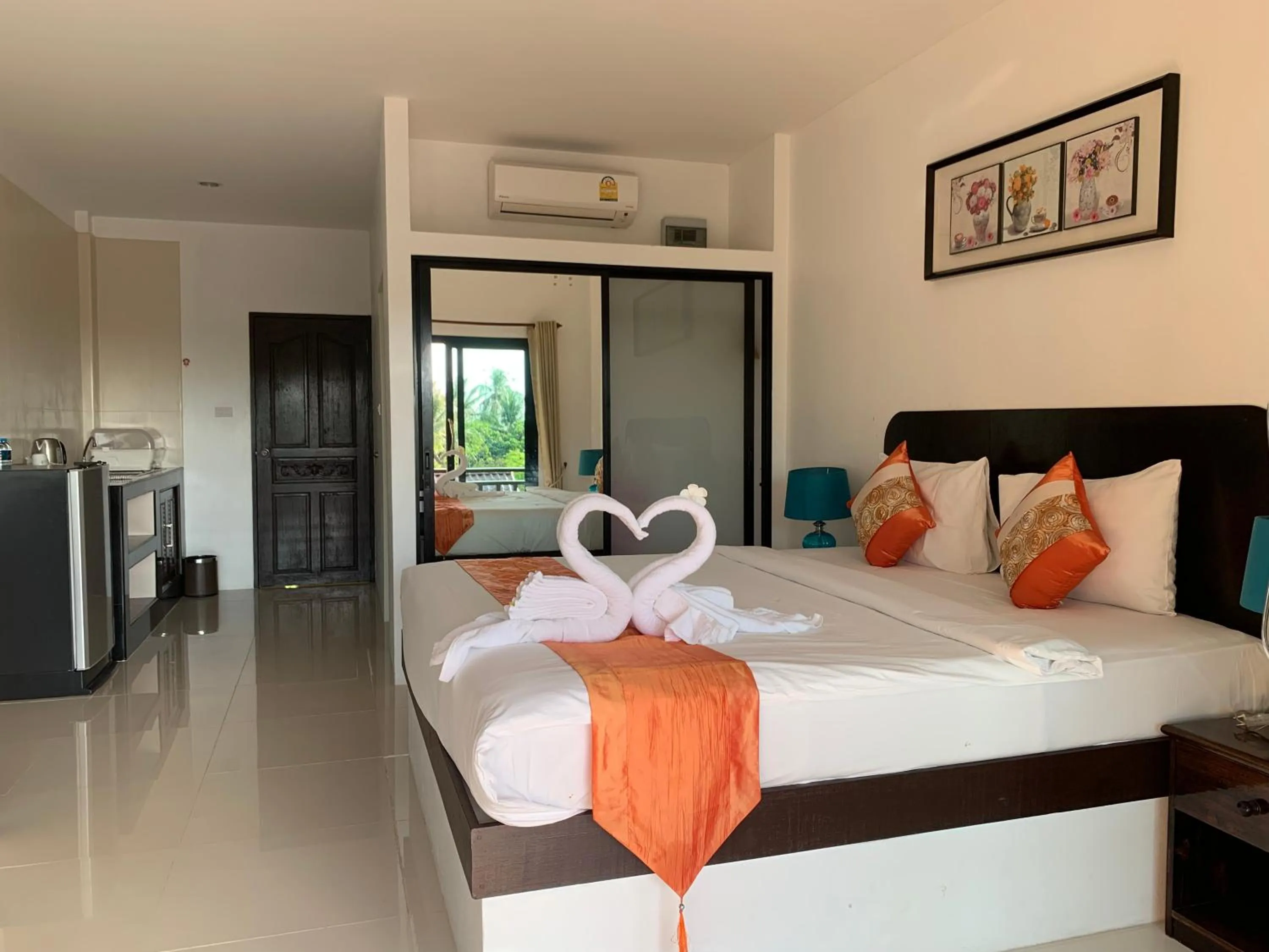 Bed in Ban's Diving Resort