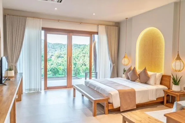 Bedroom, Bed in Ban's Diving Resort