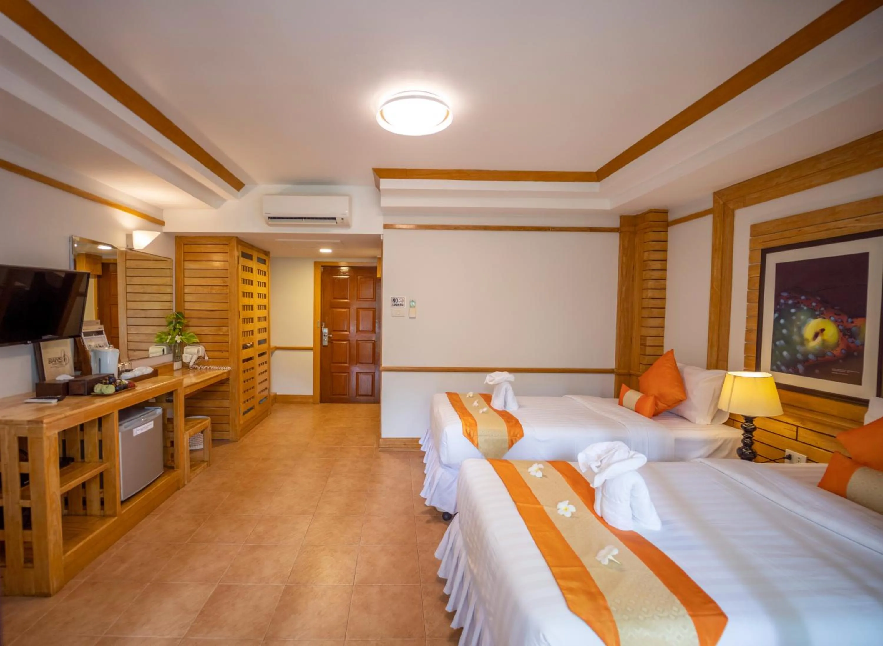 Bedroom, Bed in Ban's Diving Resort