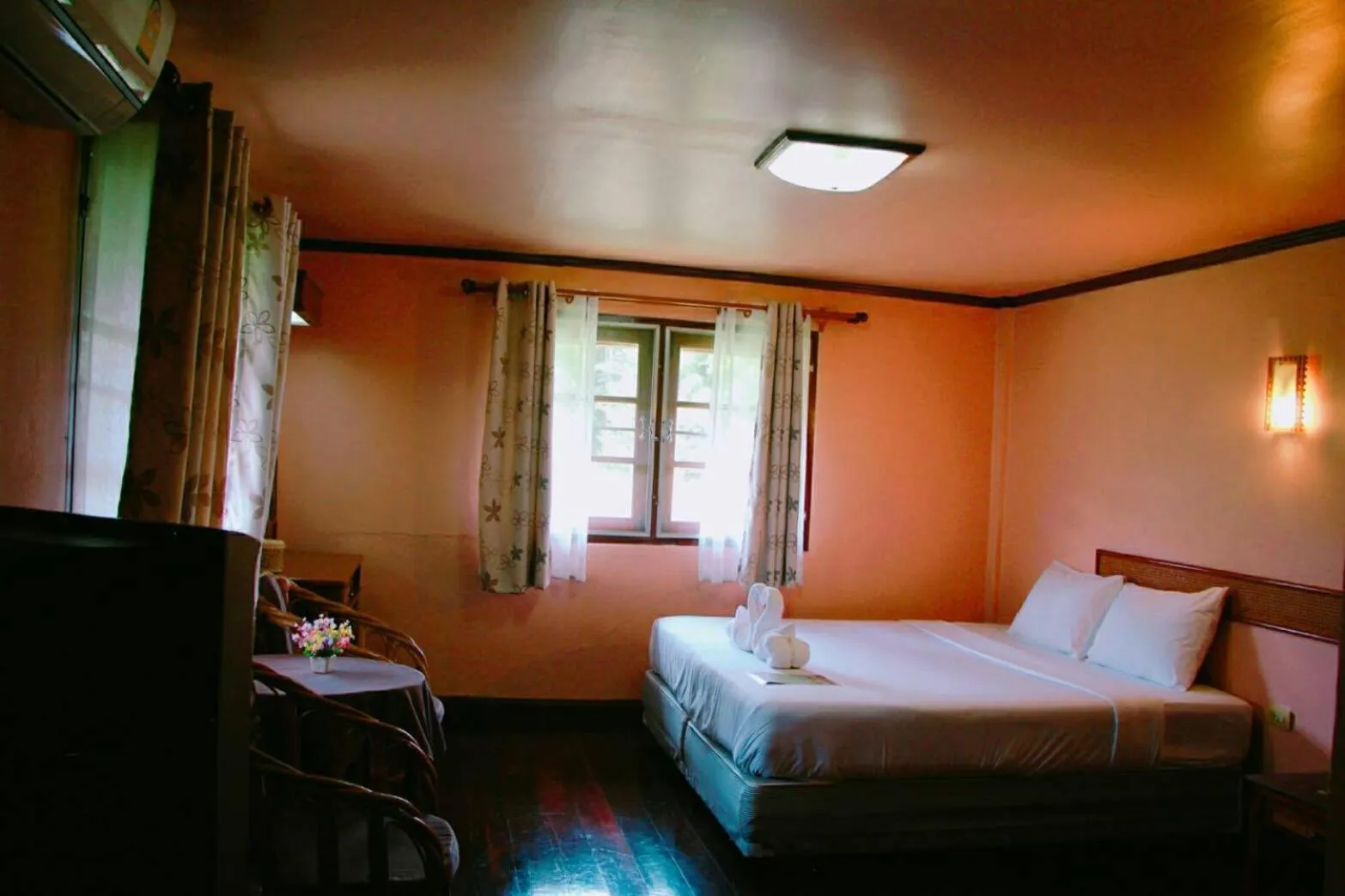 Bed in River Kwai Park & Resort