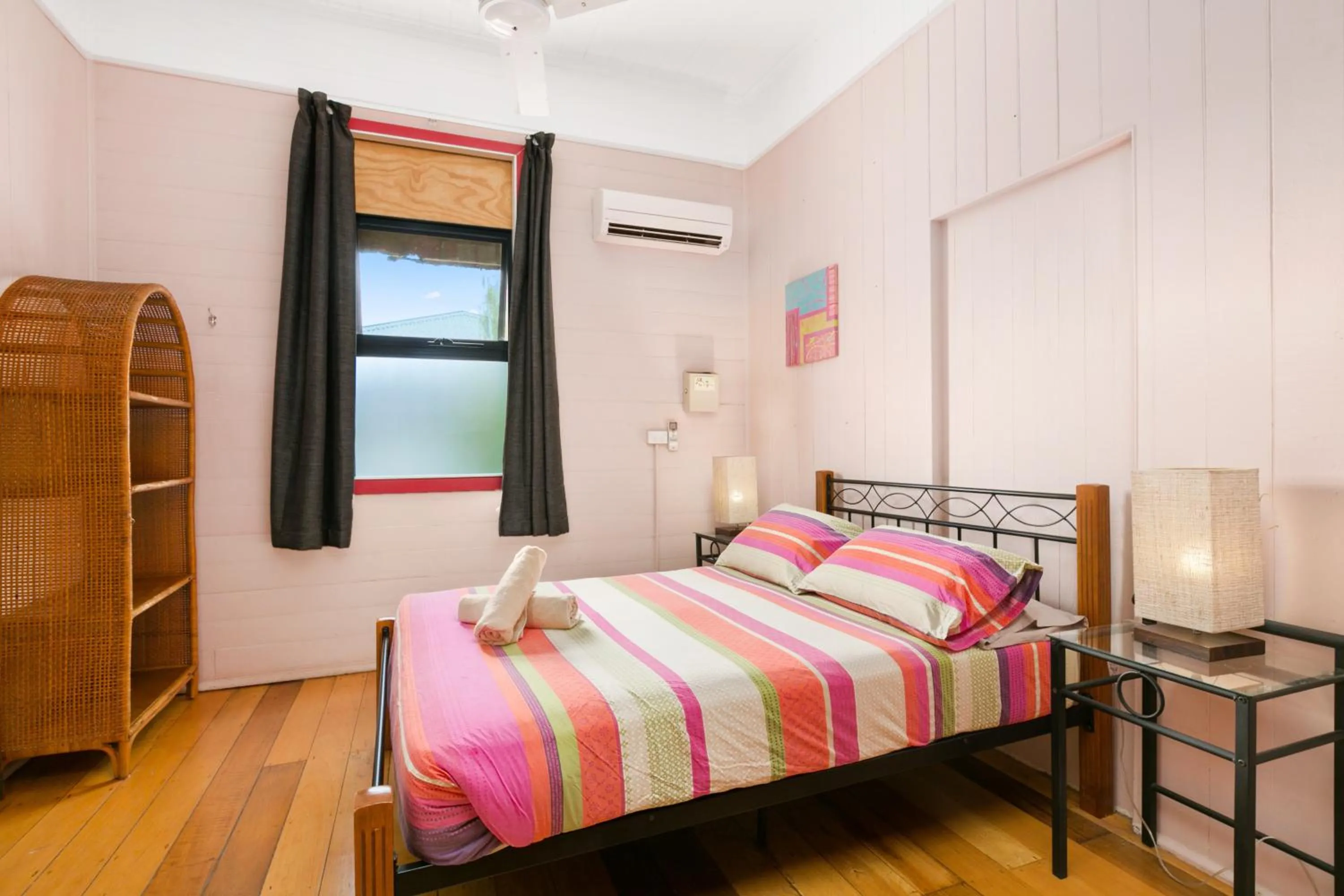 Photo of the whole room, Bed in Dreamtime Hostel