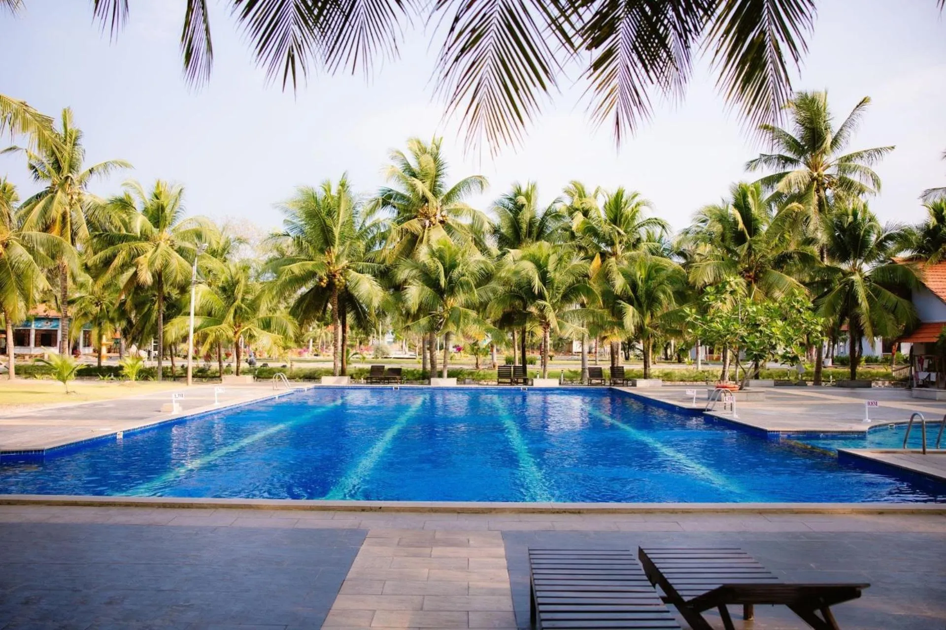 Dat Lanh Beach Resort