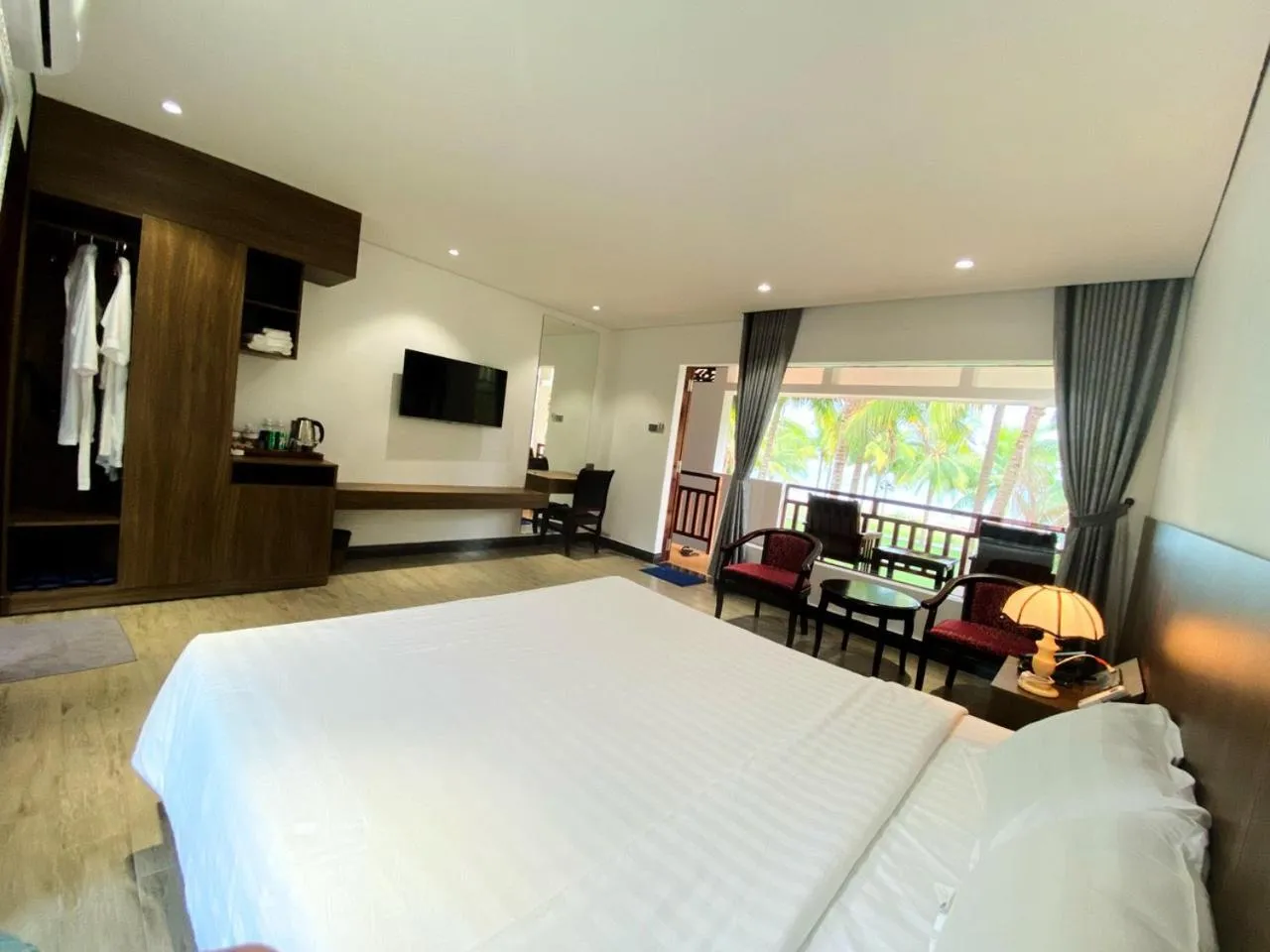 Bed in Dat Lanh Beach Resort