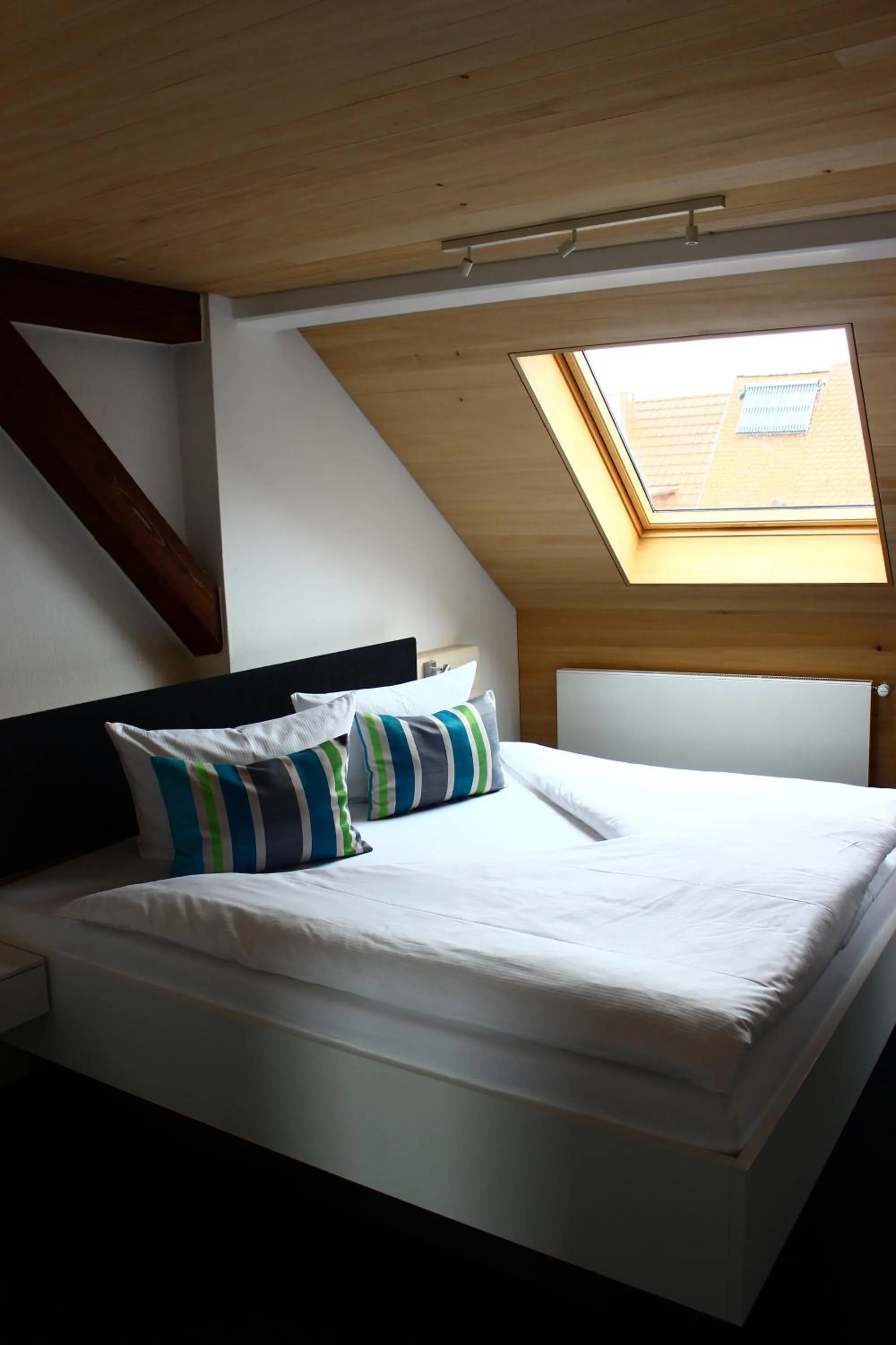 Photo of the whole room, Bed in DIE KRONE - Hotel Garni