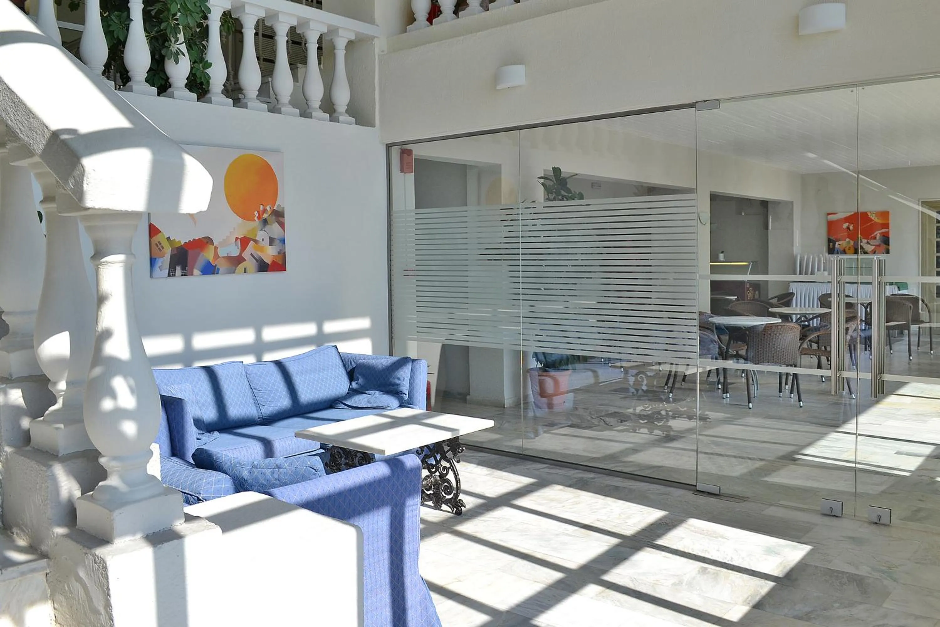 Lounge or bar in Canvas by Mitsis Belvedere