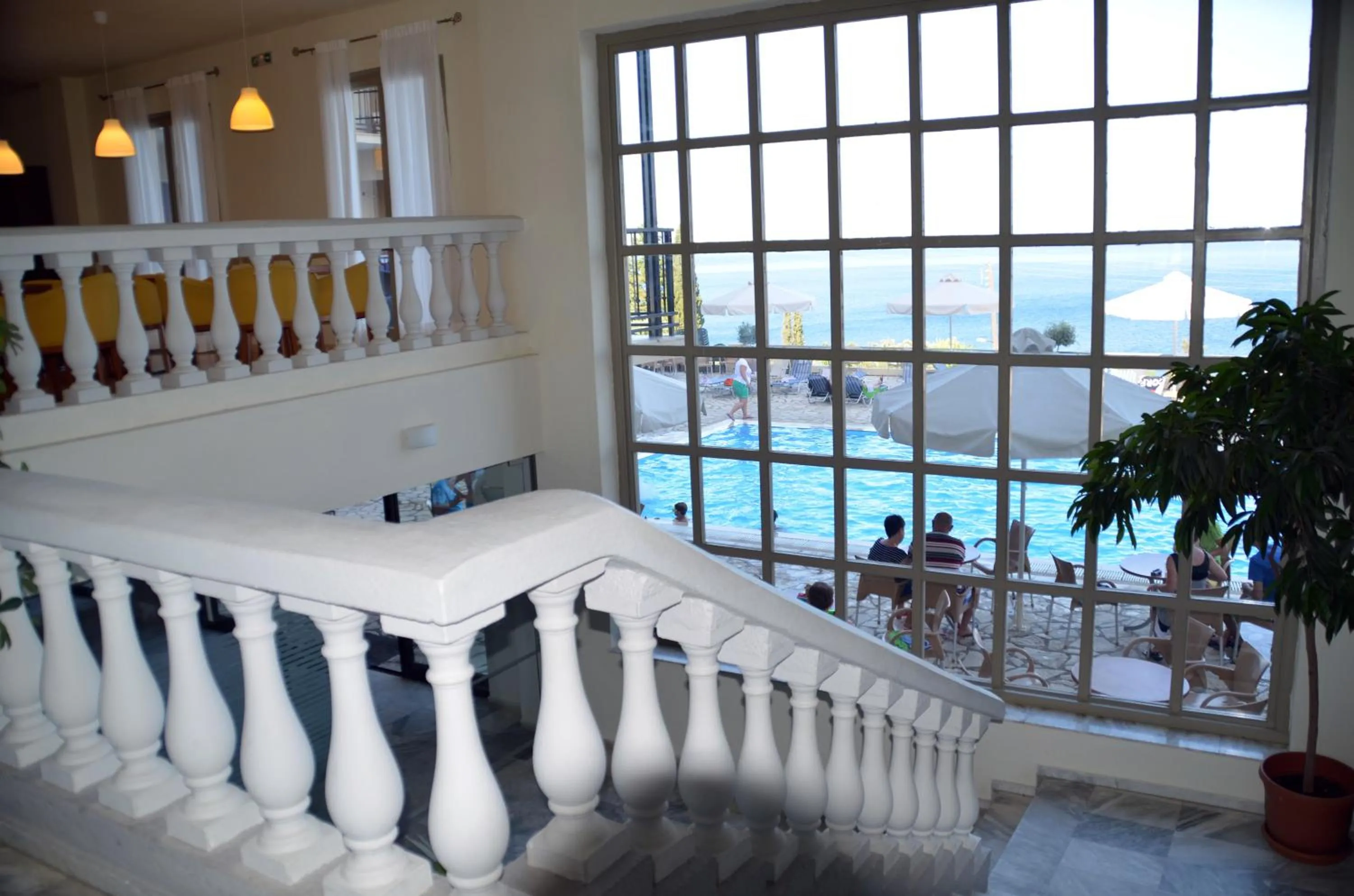 Lounge or bar in Canvas by Mitsis Belvedere