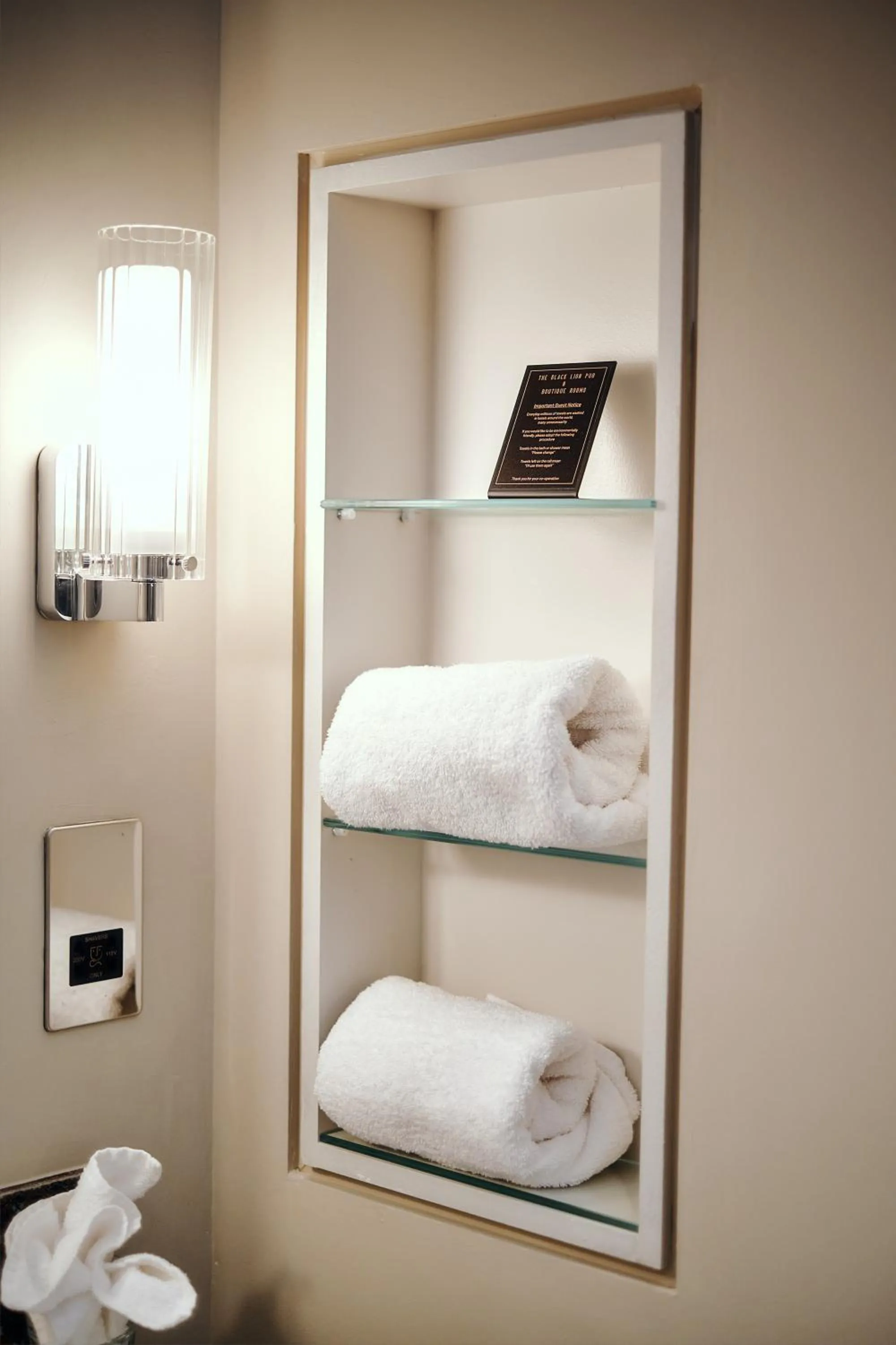 Bathroom in The Black Lion Pub & Boutique Guesthouse