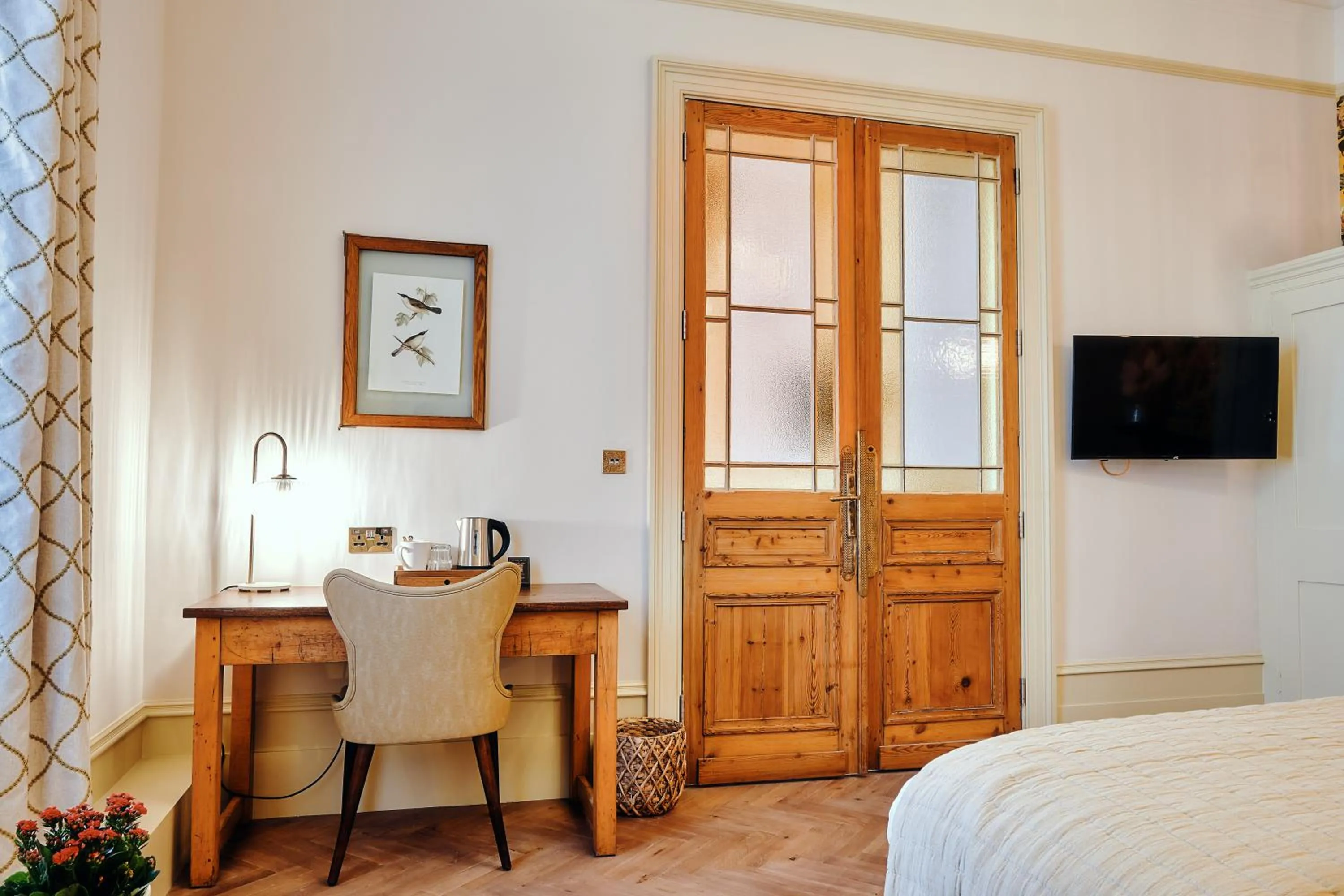 Bedroom, Bed in The Black Lion Pub & Boutique Guesthouse