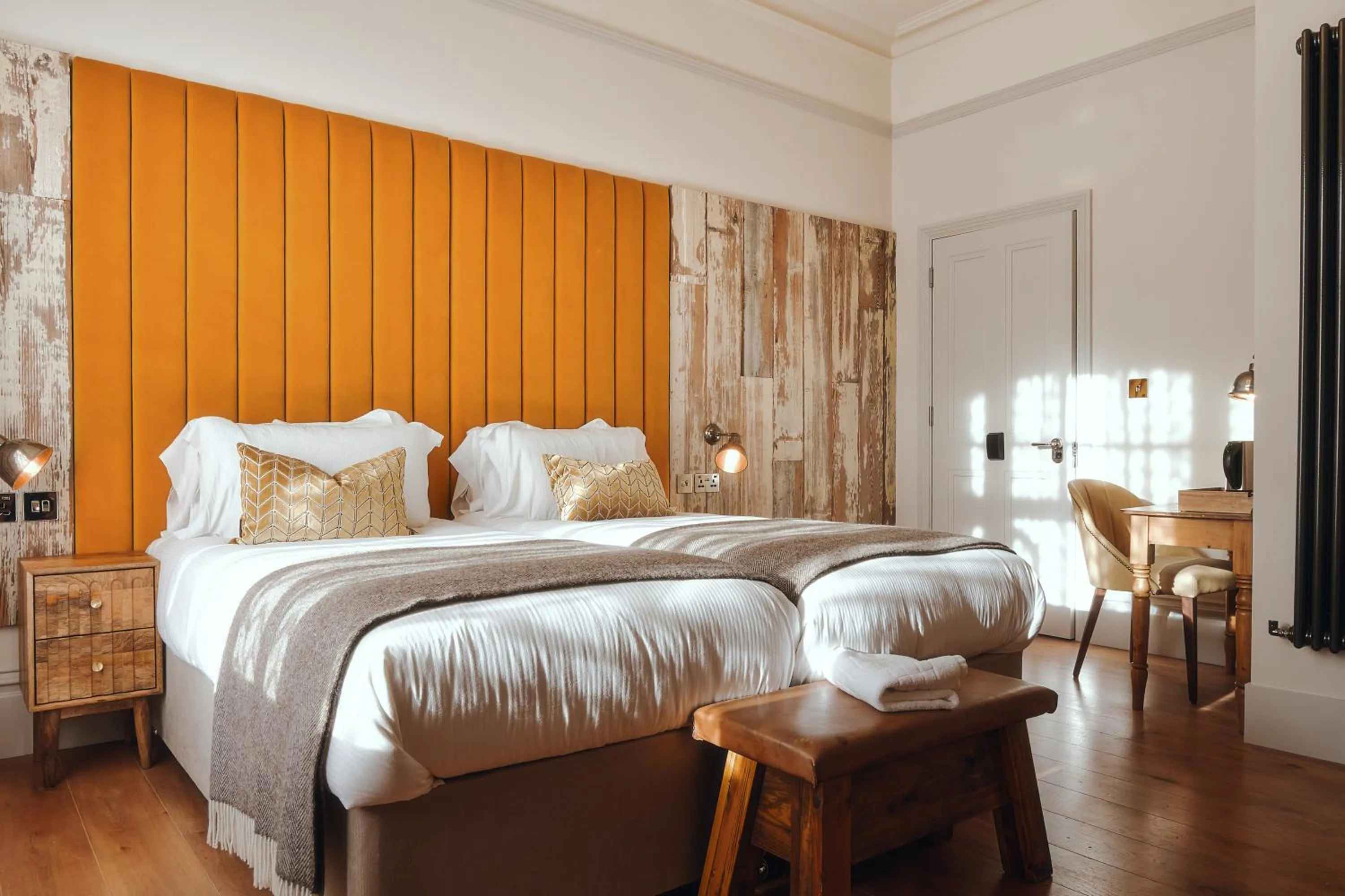 Bedroom, Bed in The Black Lion Pub & Boutique Guesthouse