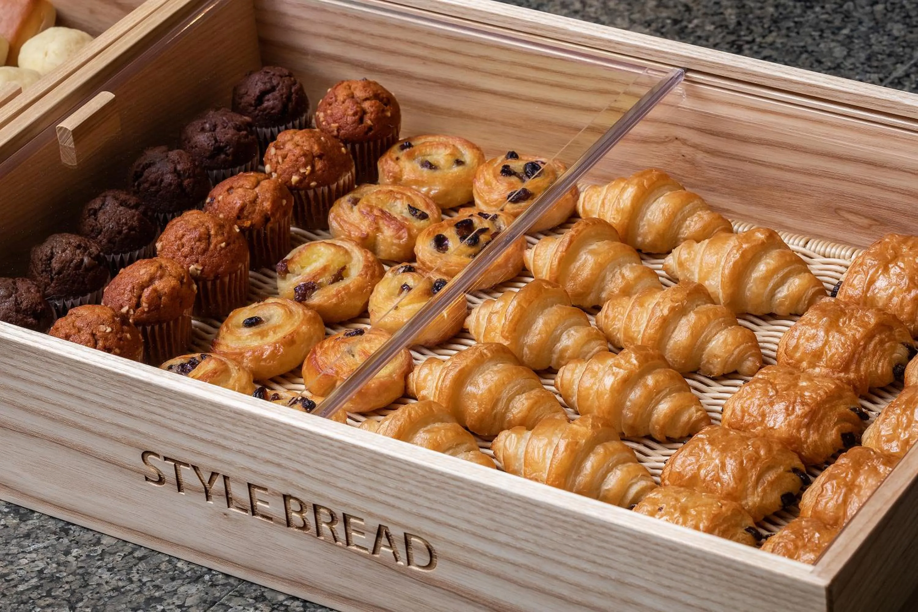 Food and drinks in Smile Hotel Nara