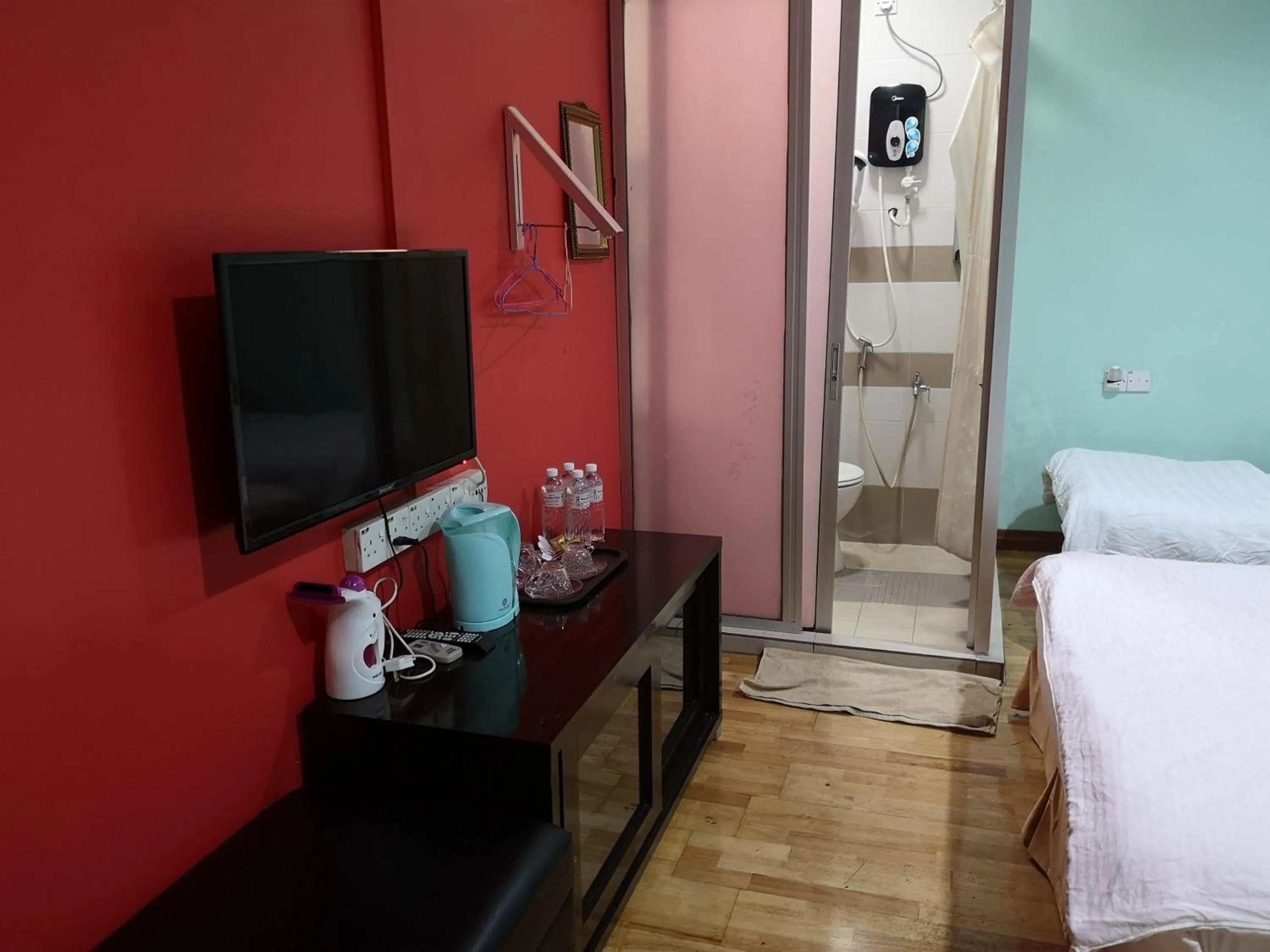 Bed in Home Inn Hotel