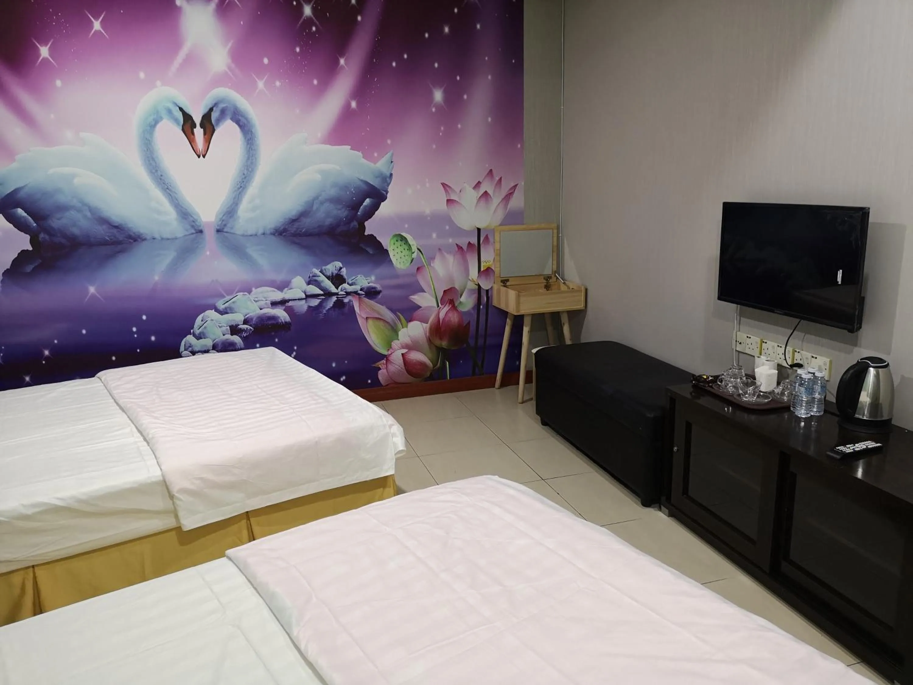 Bed in Home Inn Hotel