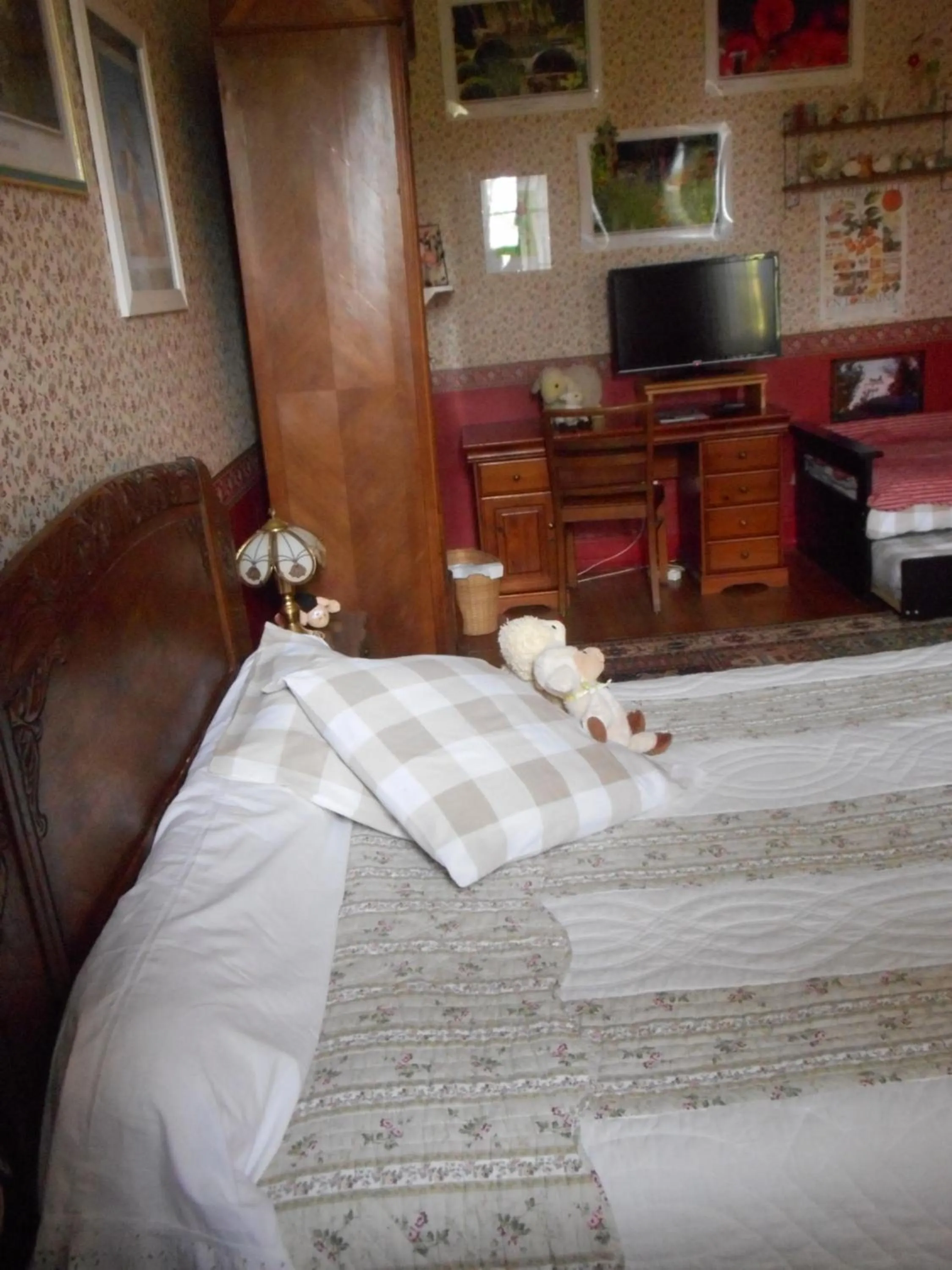 Bed in Chambres d'hôtes Au presbytère