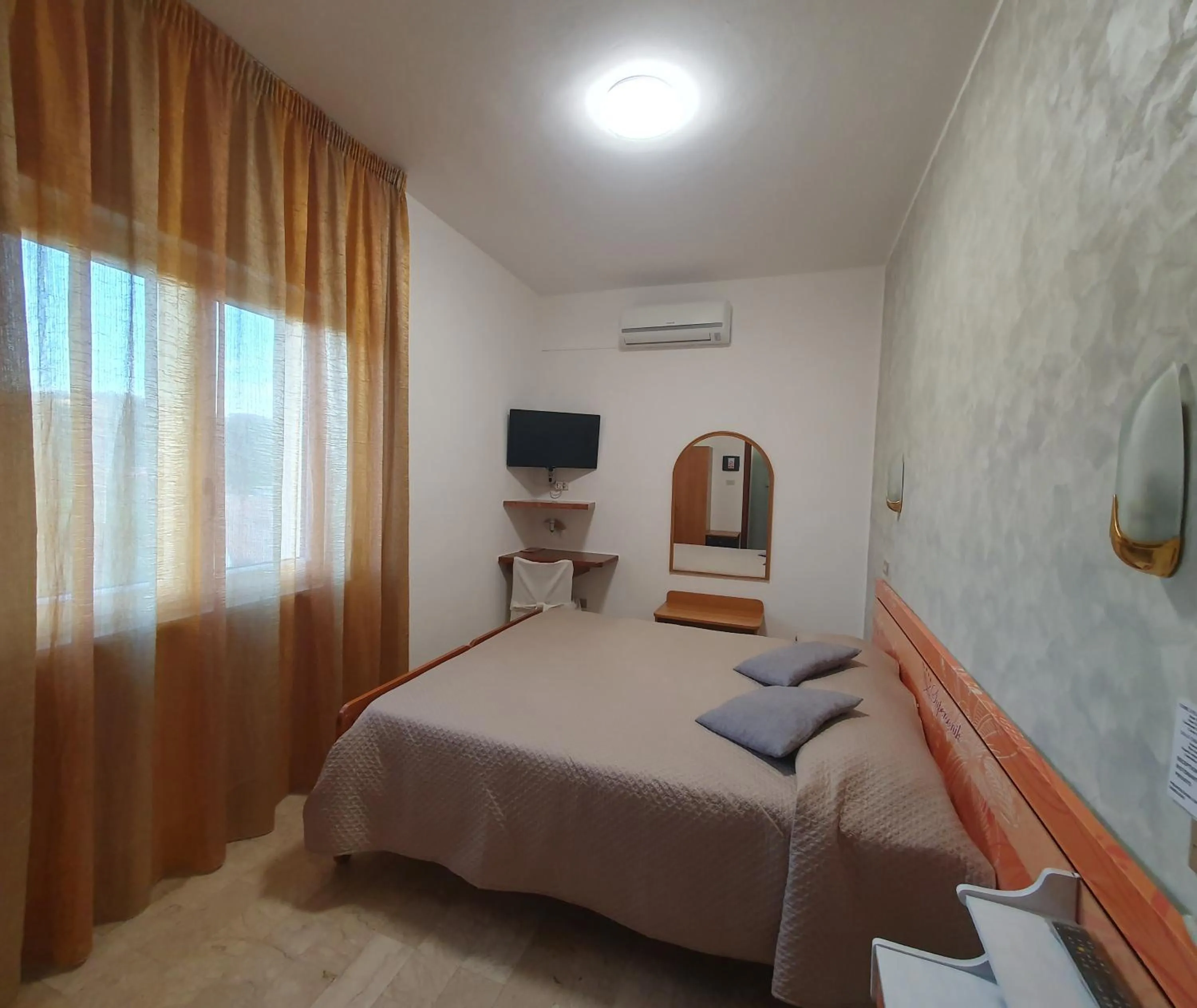 Bedroom, Bed in Hotel Ristorante SUPERSONIK