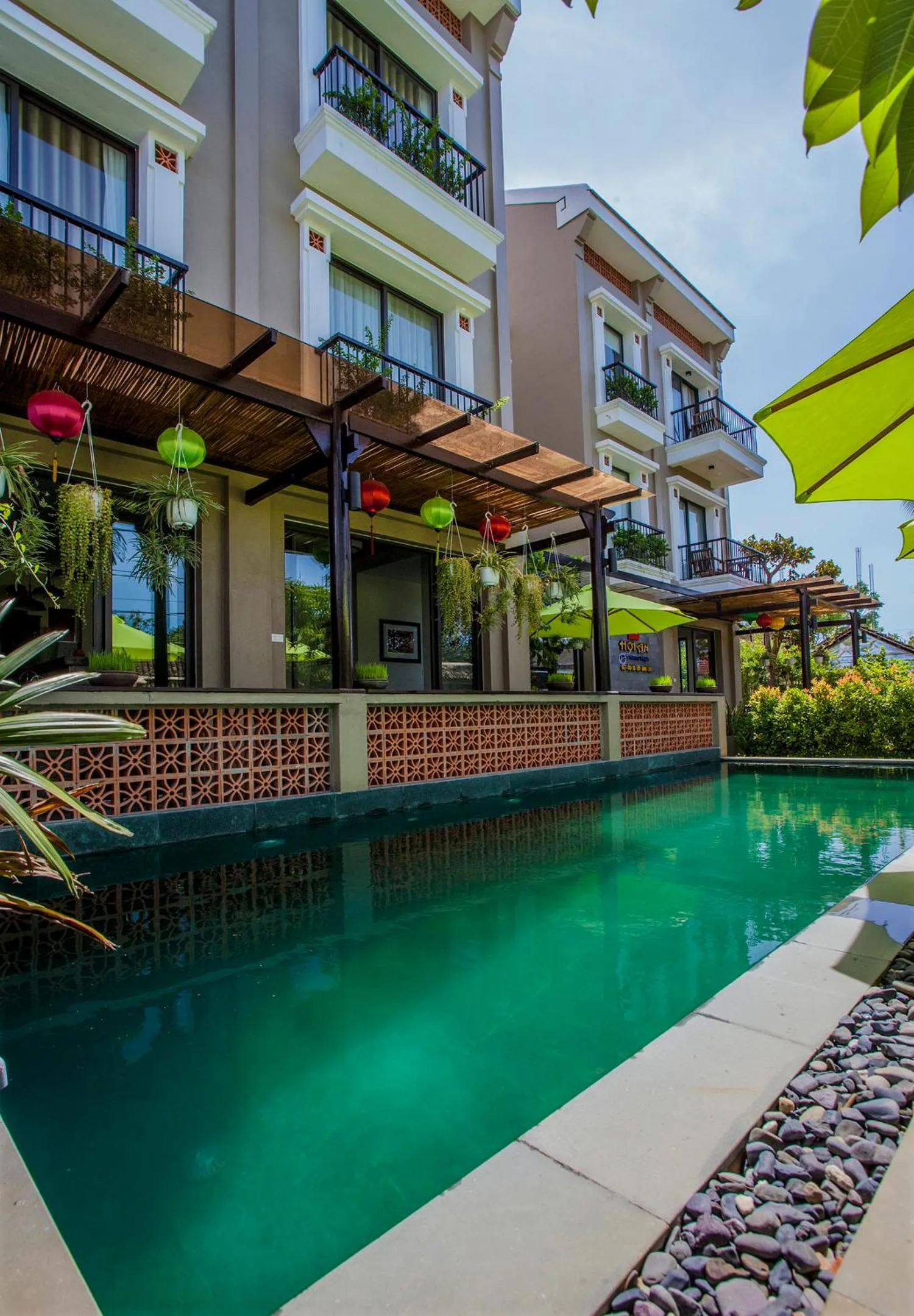 Day in Sông Lụa (Silk River Villa)