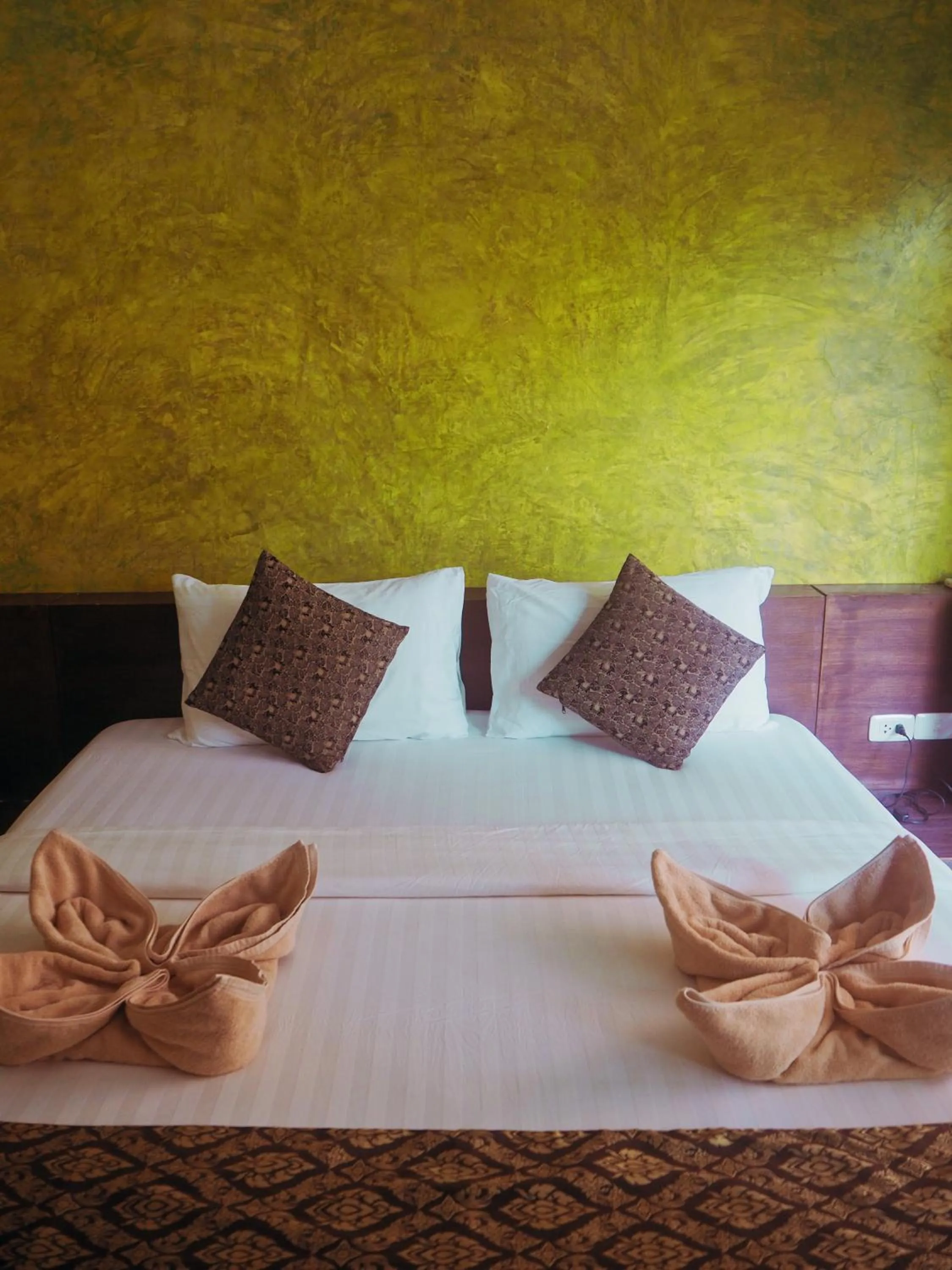 Bed in Silver Sands Resort - Koh Tao