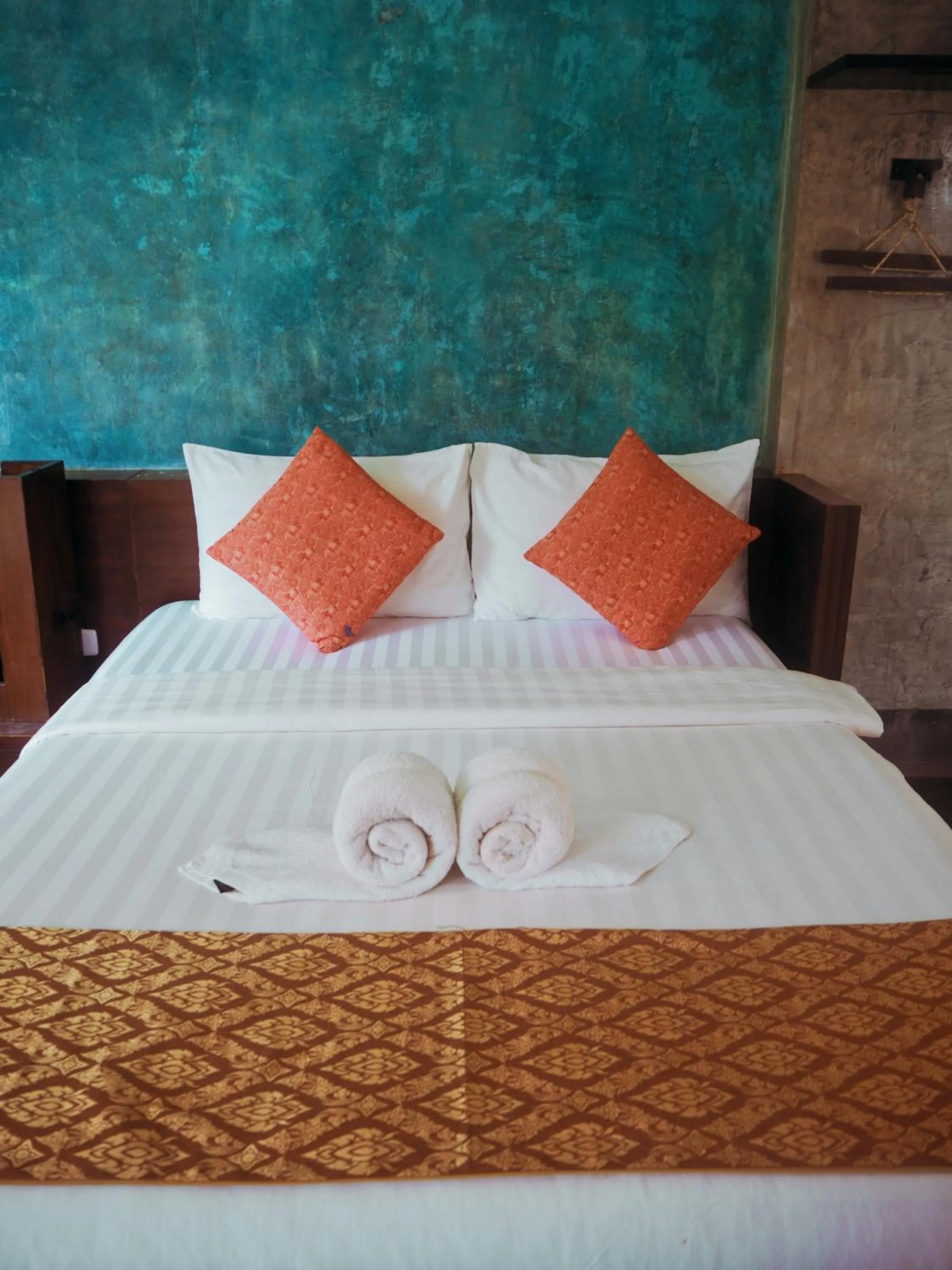 Bed in Silver Sands Resort - Koh Tao