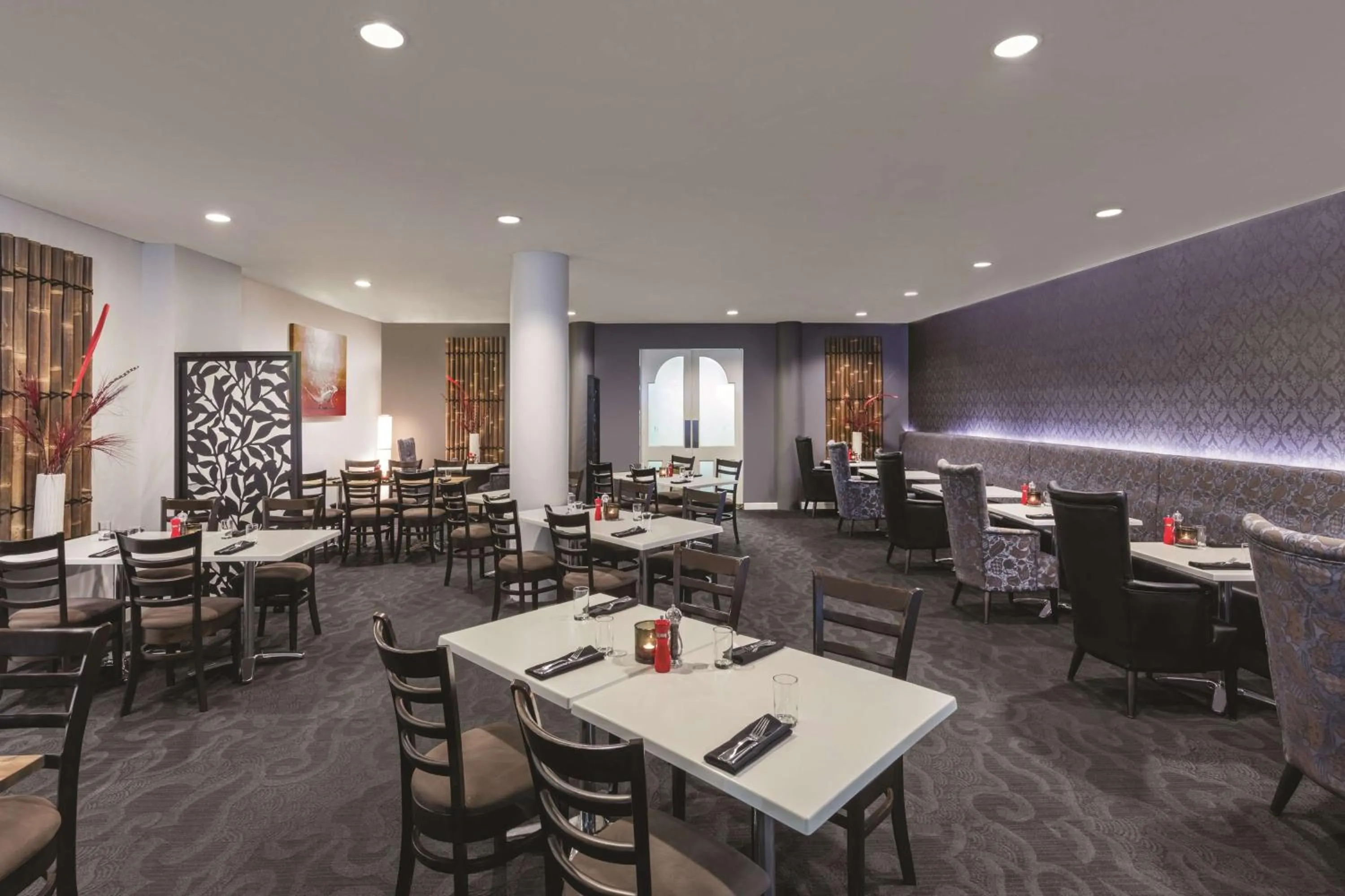 Restaurant/places to eat in Rendezvous Hotel Perth Central