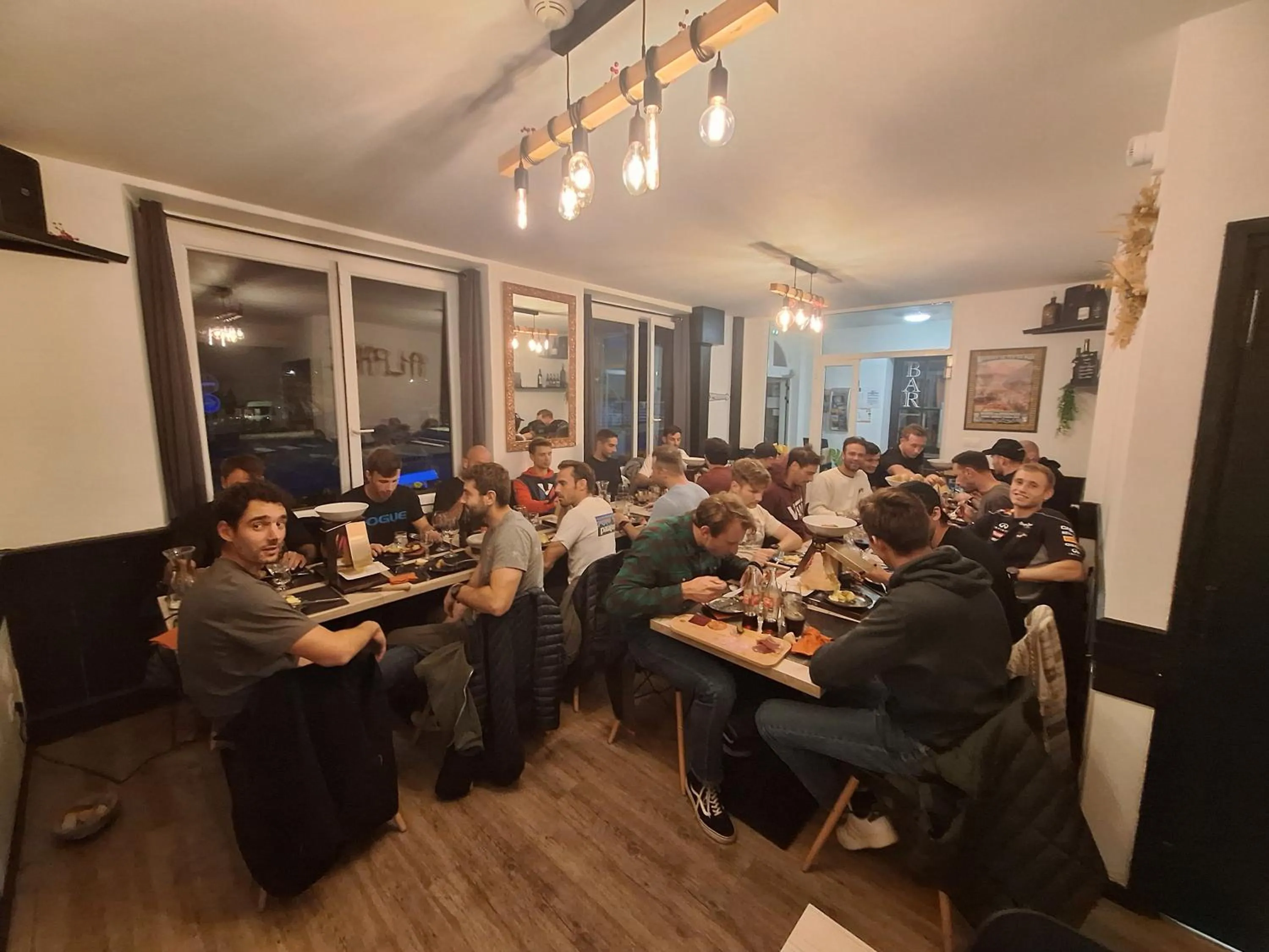 Restaurant/places to eat in Hôtel Alphée