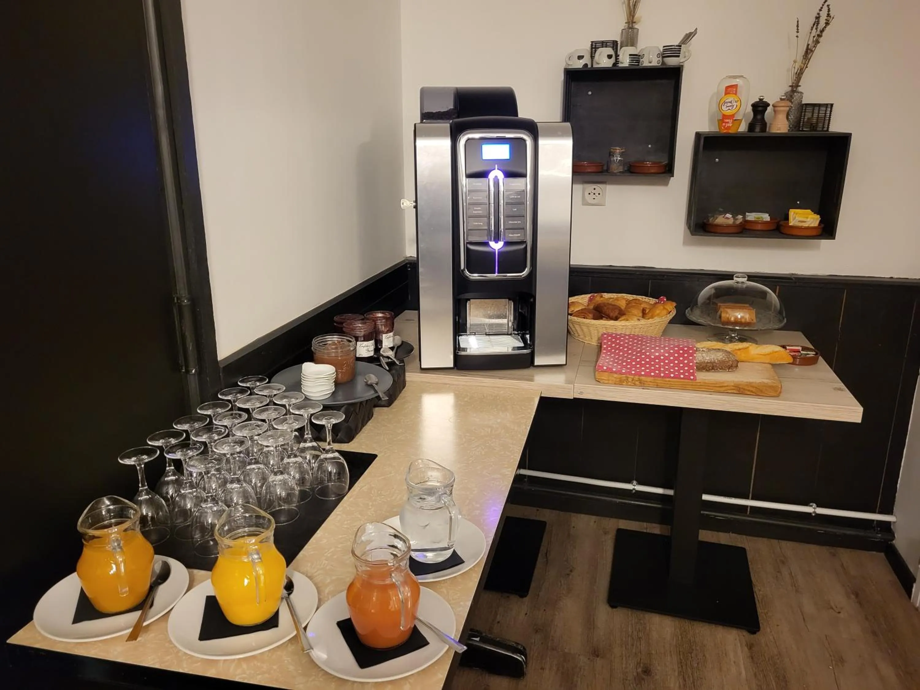 Food in Hôtel Alphée