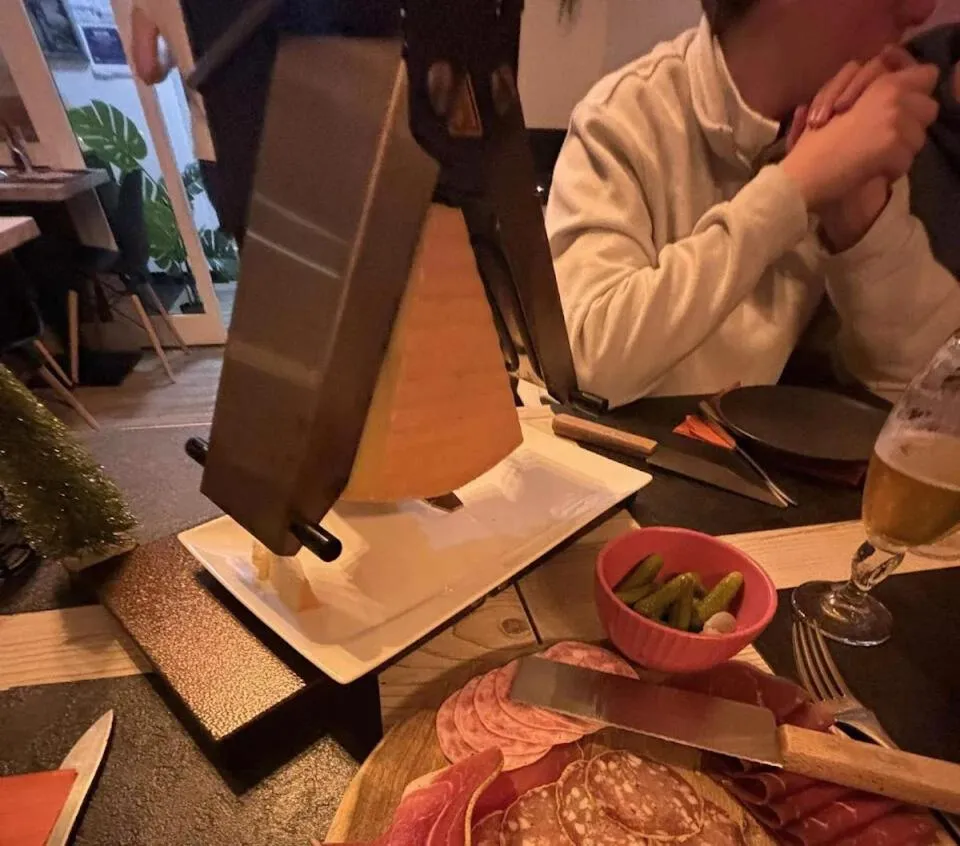 Restaurant/places to eat in Hôtel Alphée