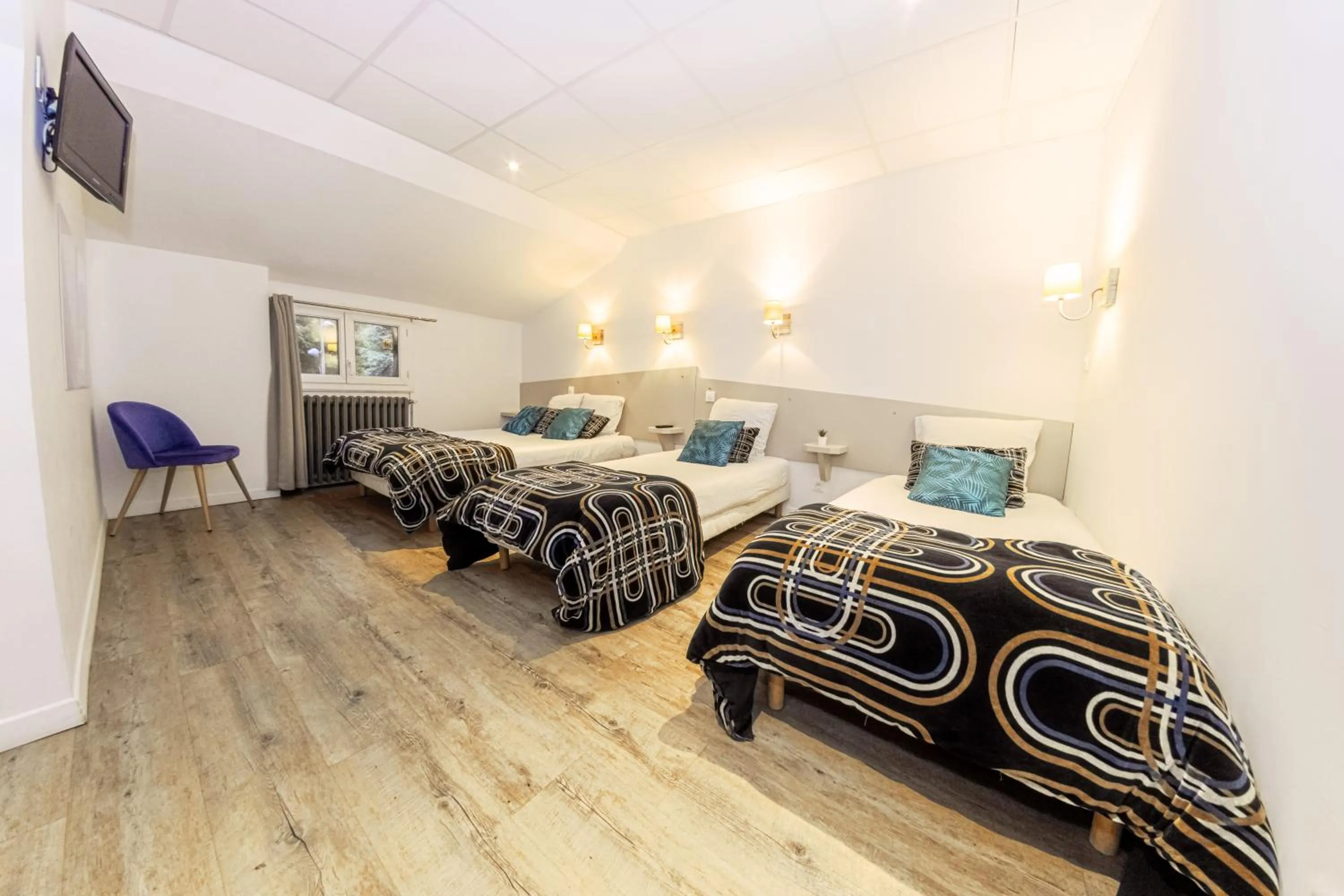 Mountain view, Bed in Hôtel Alphée