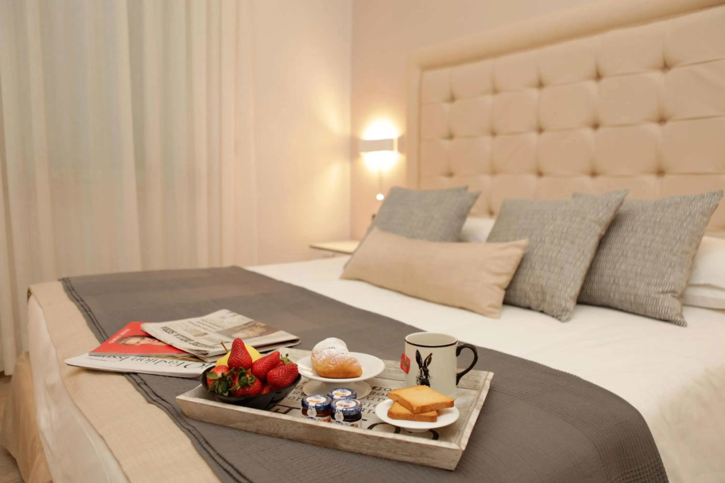 Food, Bed in Hotel Villa Ida