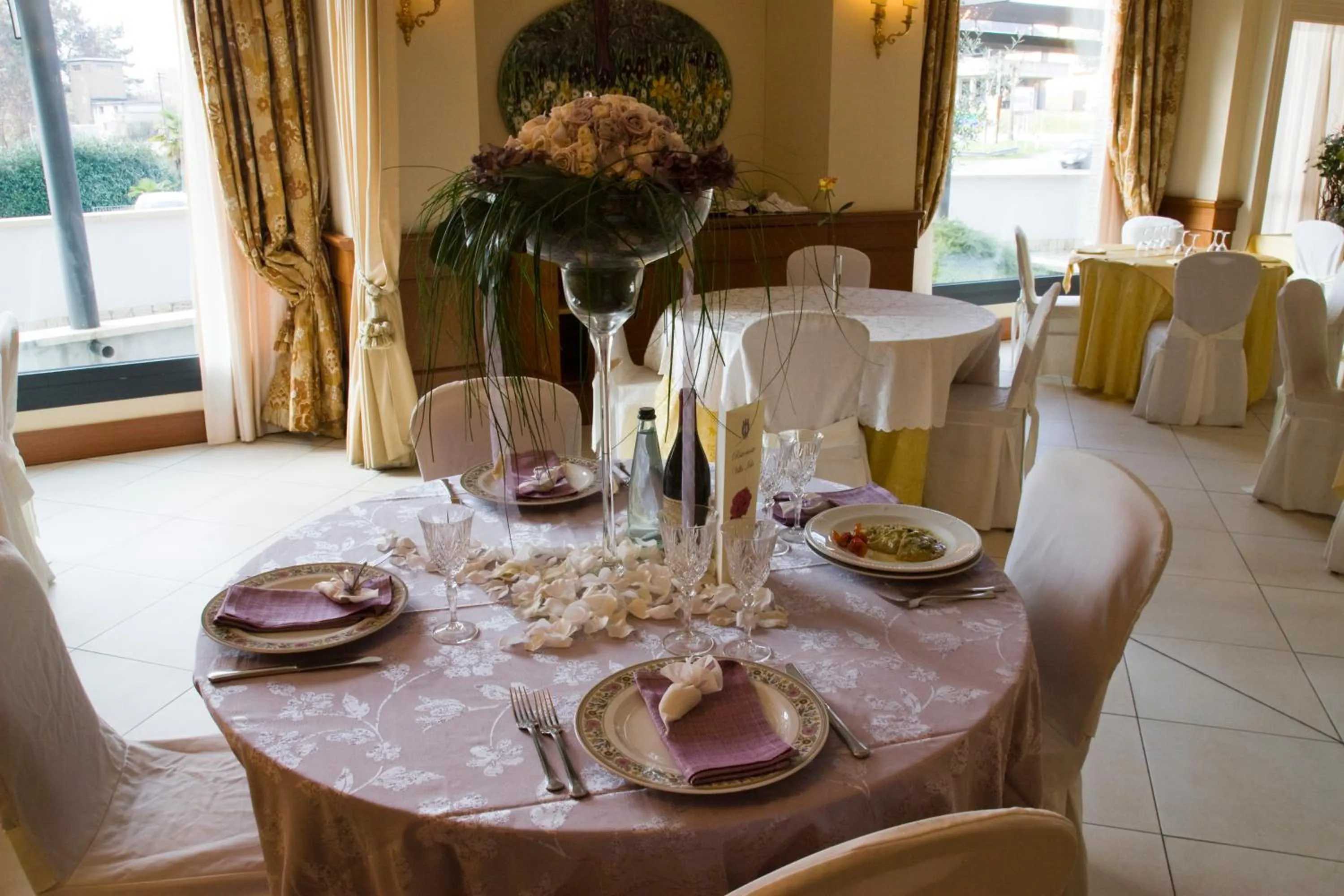 Restaurant/places to eat in Hotel Villa Ida