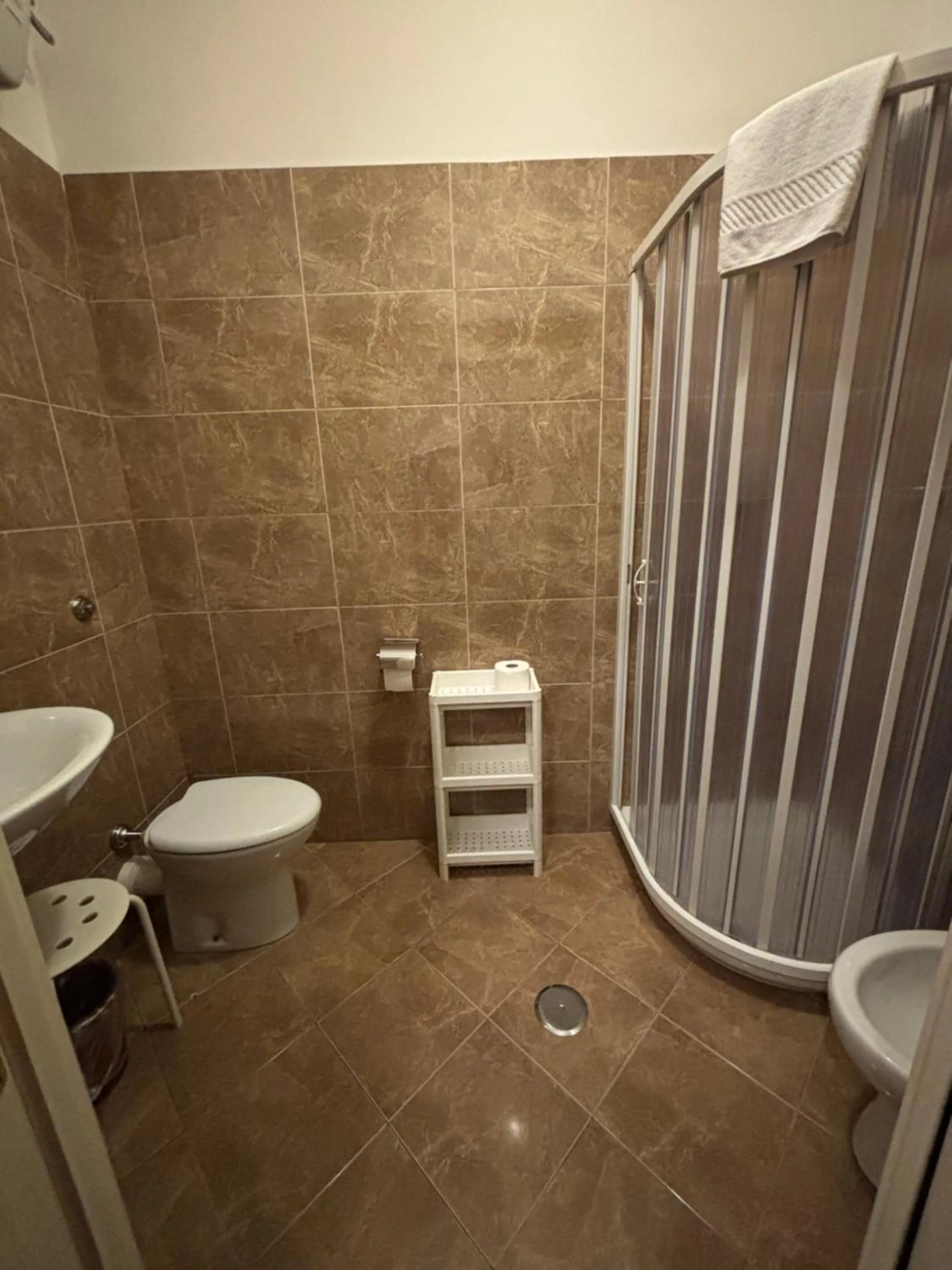 Shower in Hotel Nazionale