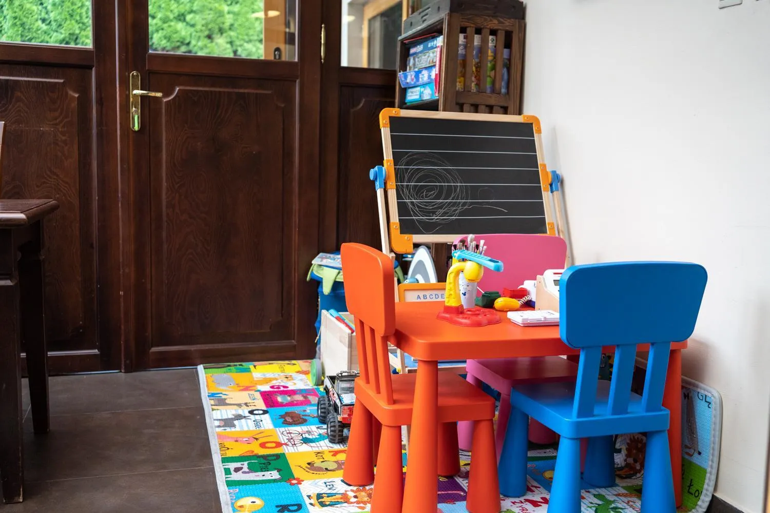 Seating area in Villa Neve