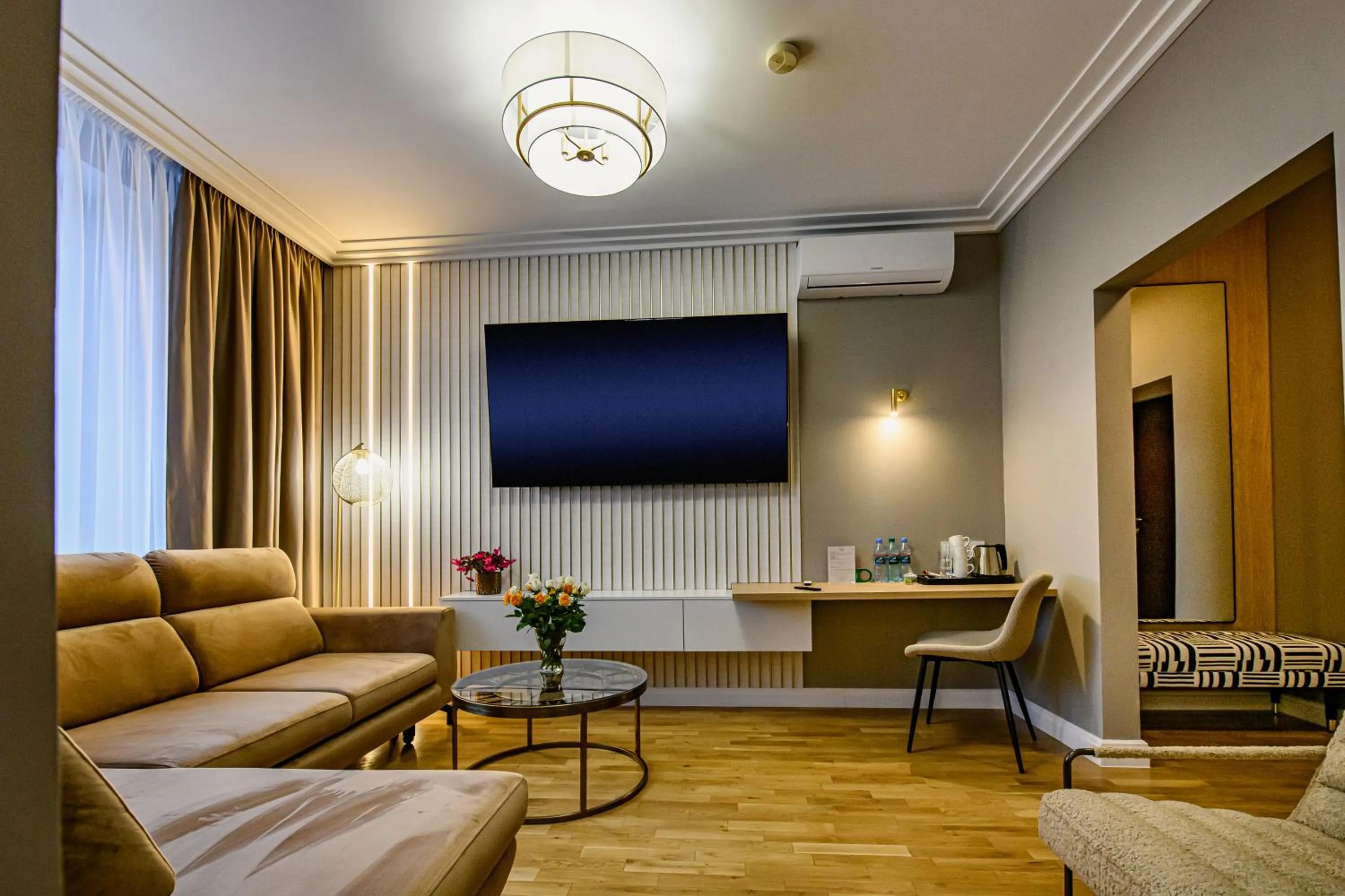 Photo of the whole room in Villa Neve