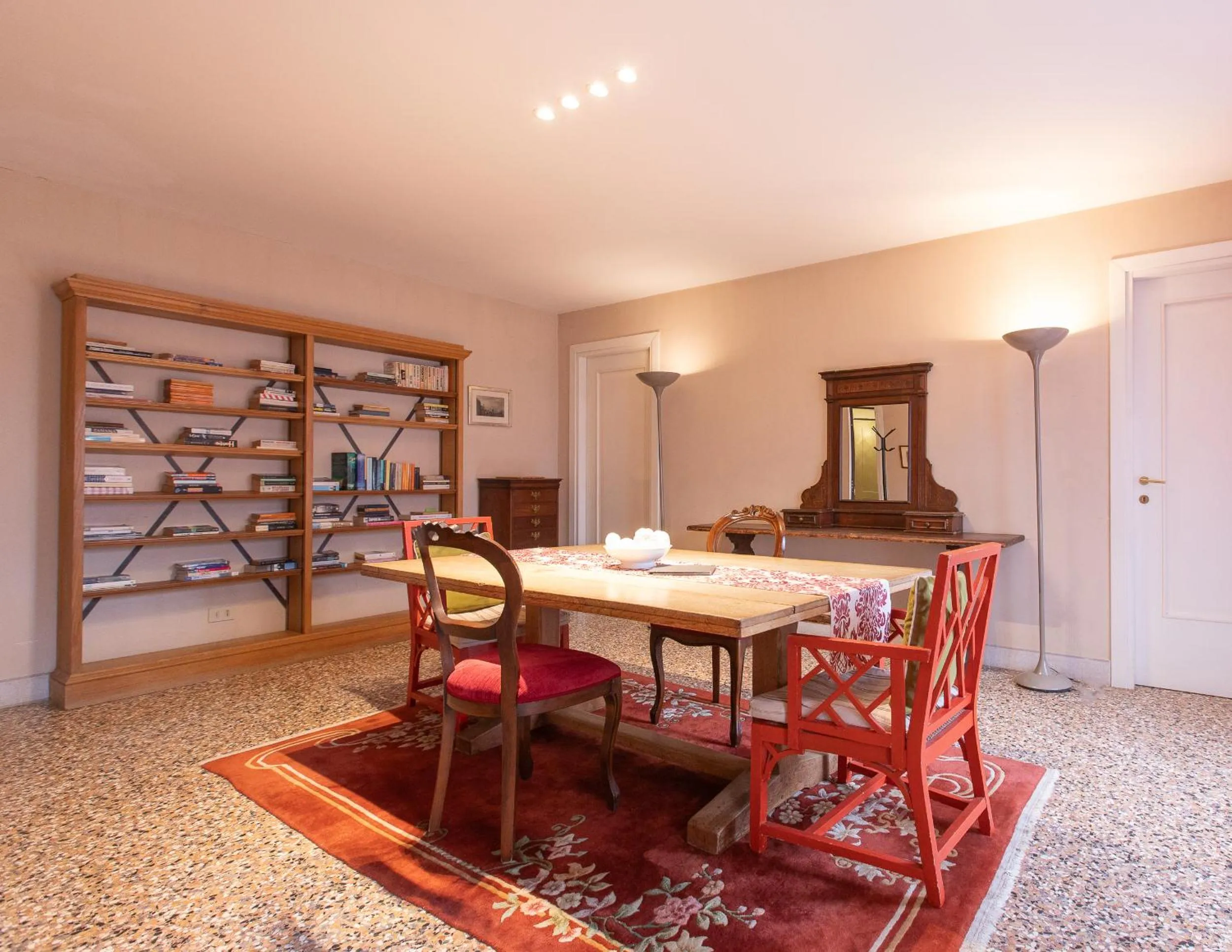 Living room in Palazzetto Pisani Grand Canal