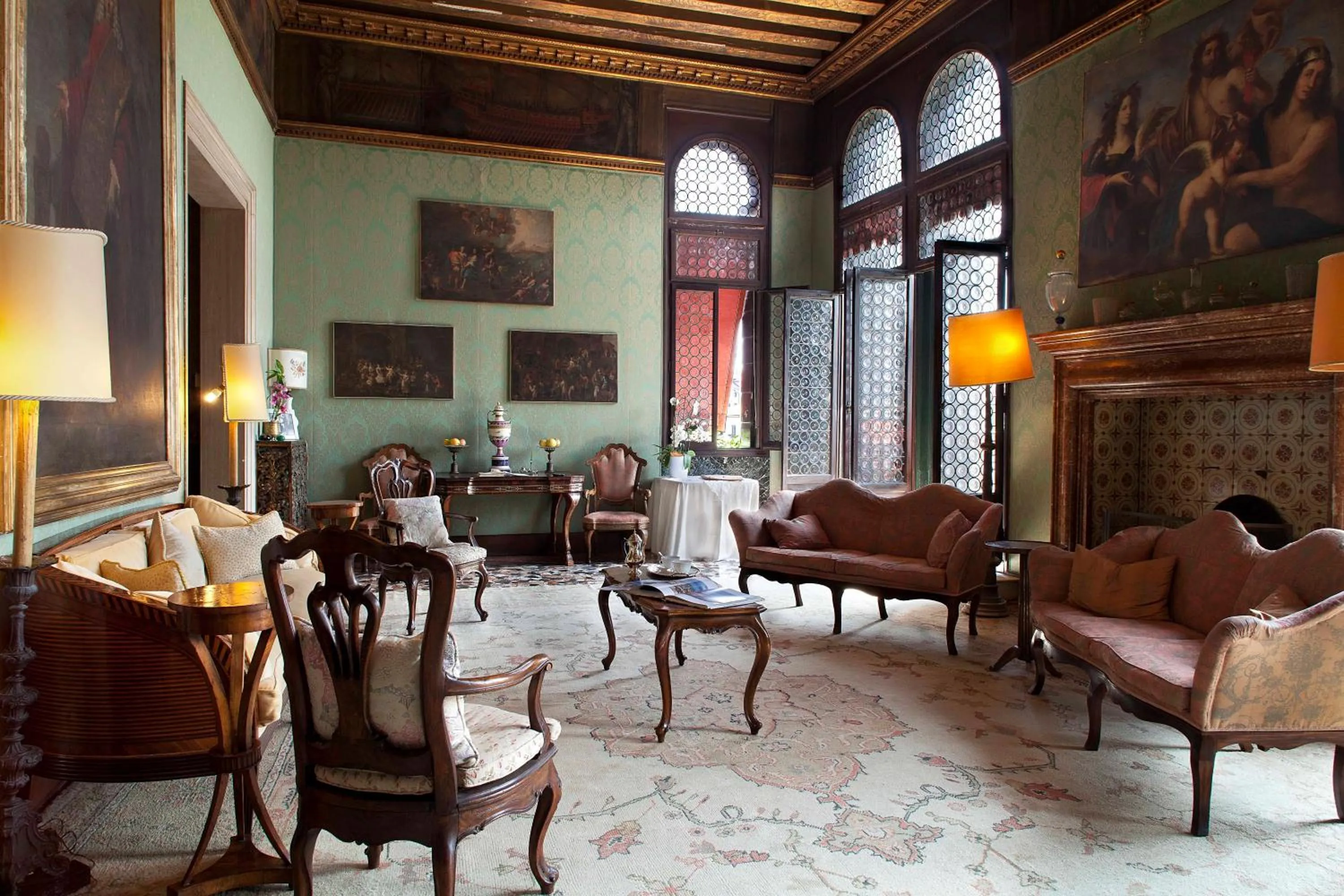 Living room in Palazzetto Pisani Grand Canal