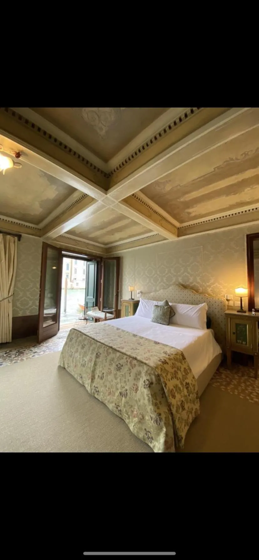 Bedroom, Bed in Palazzetto Pisani Grand Canal