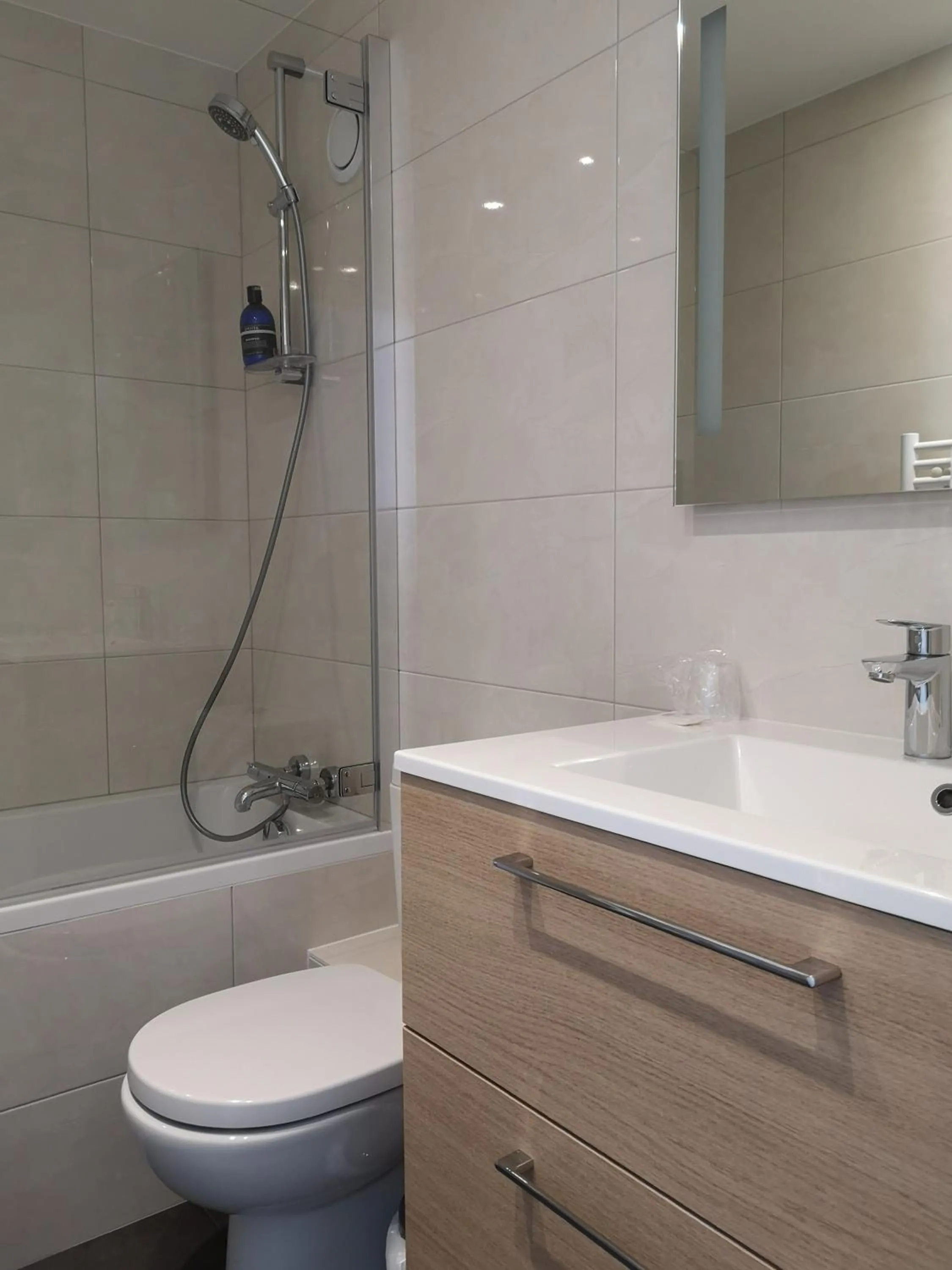 Toilet in AMHotel Italie