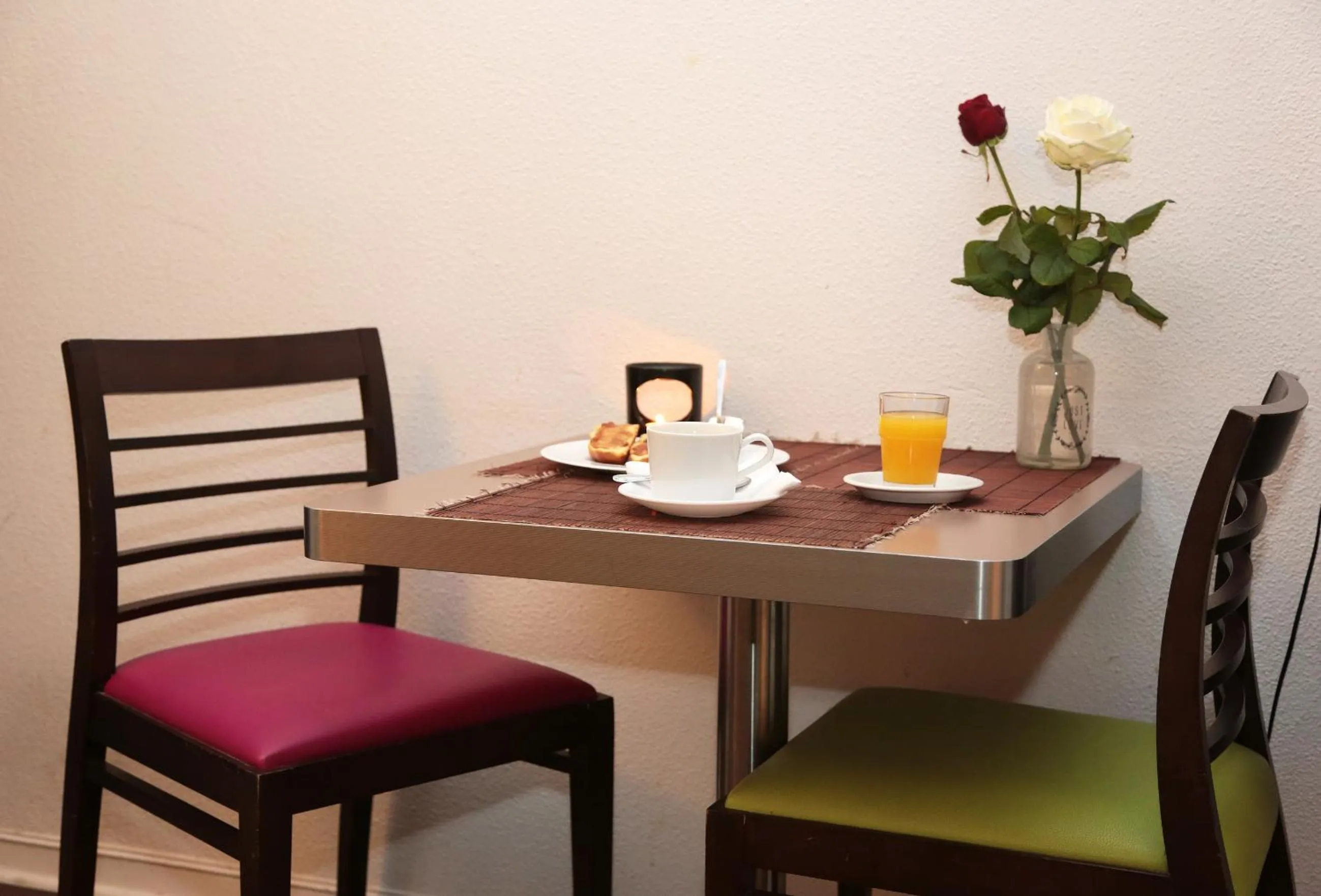 Dining area in AMHotel Italie