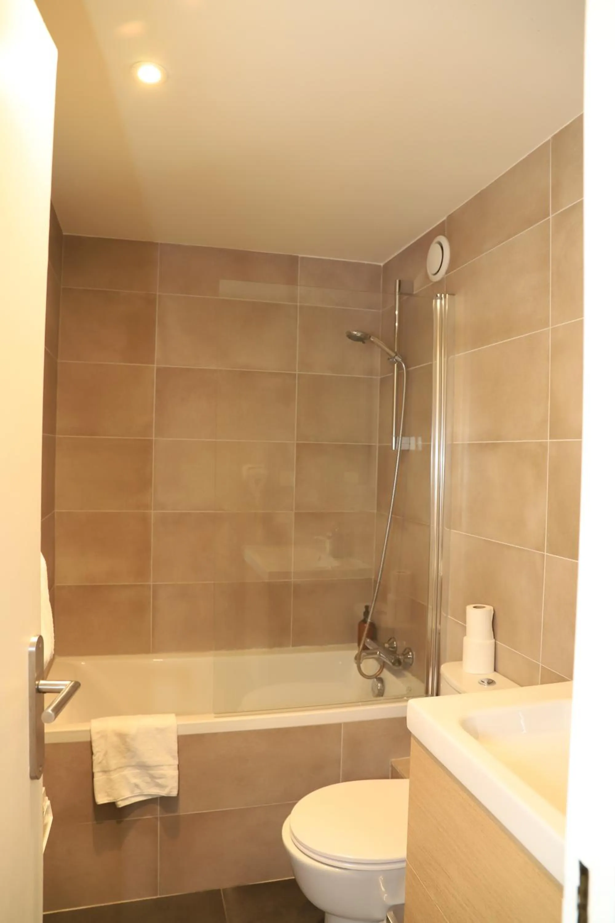 Bathroom in AMHotel Italie