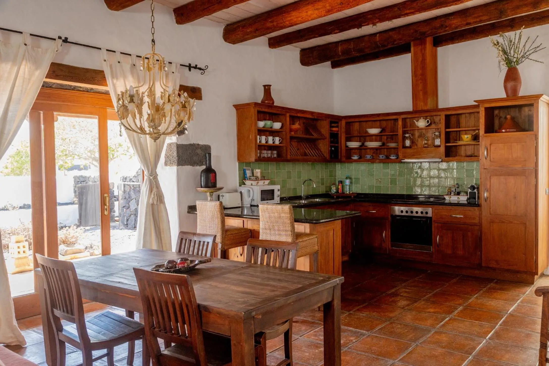 Dining area in Finca Tomaren