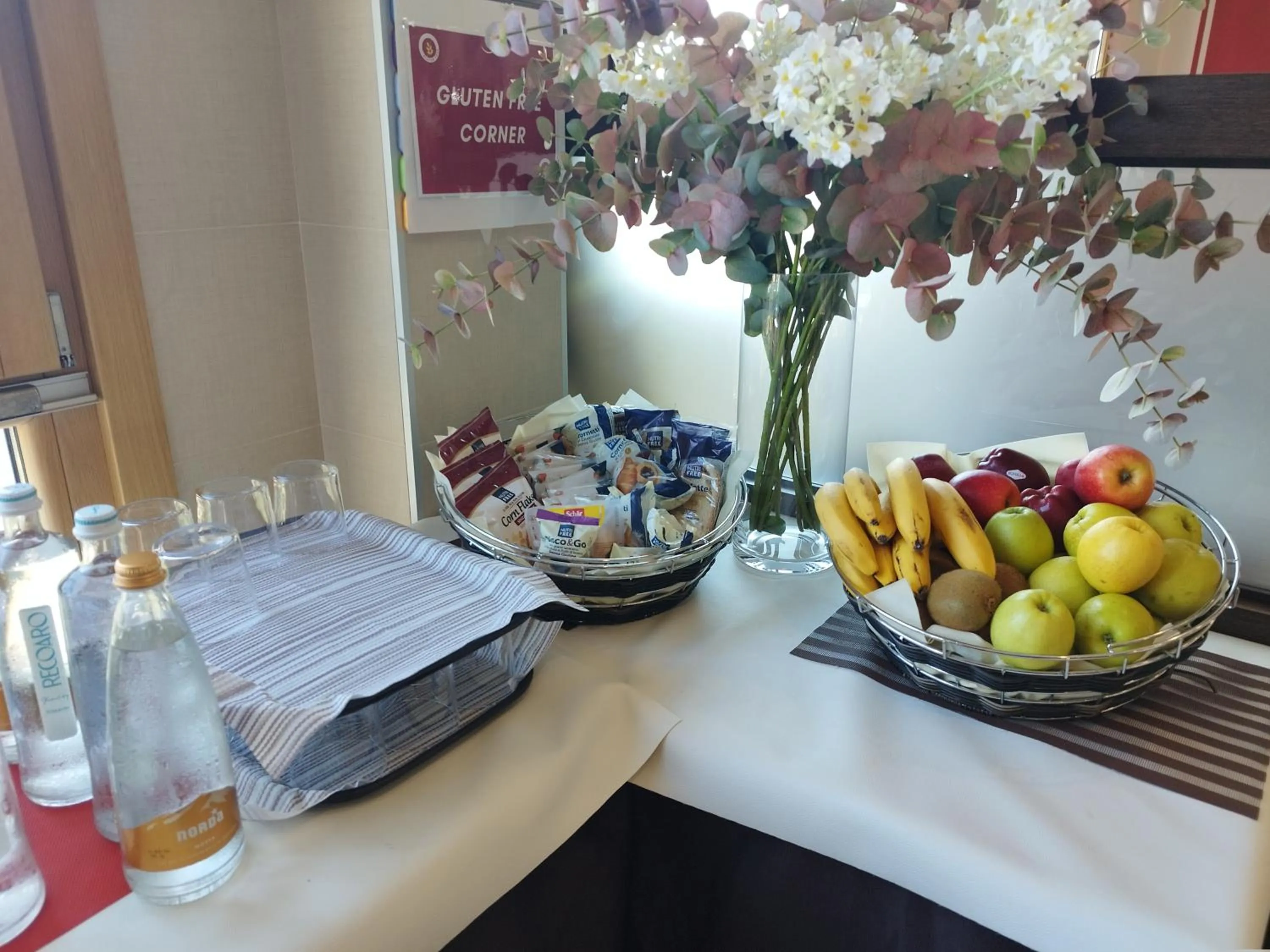 Breakfast in Kairos Garda Hotel