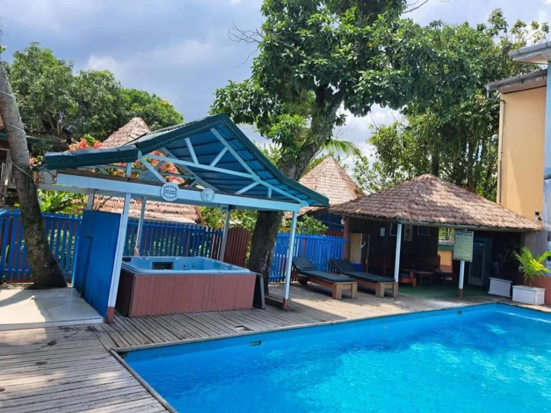 Pool view in Hôtel Restaurant Gites Kribi