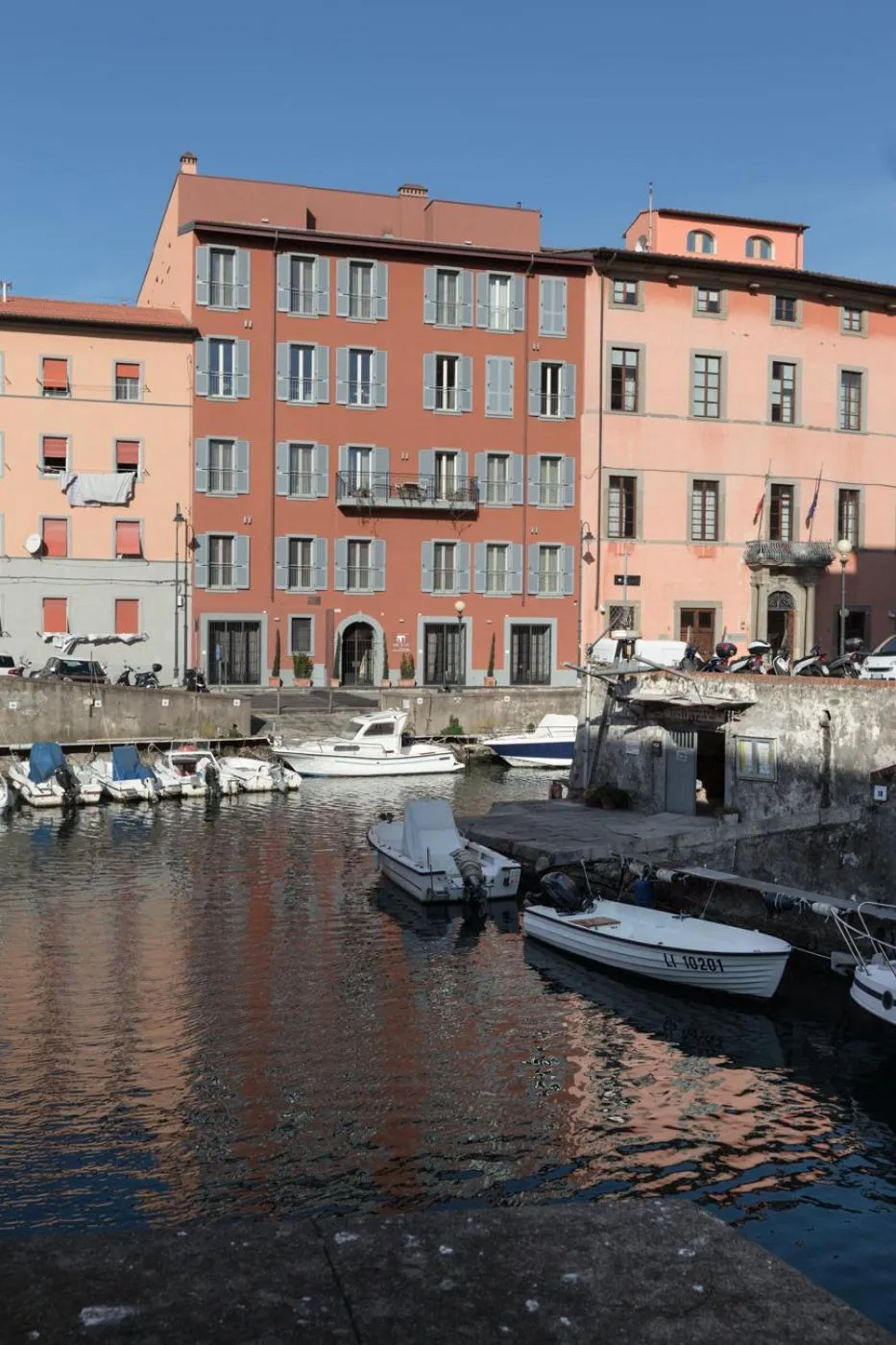 Property building in Agave in Città