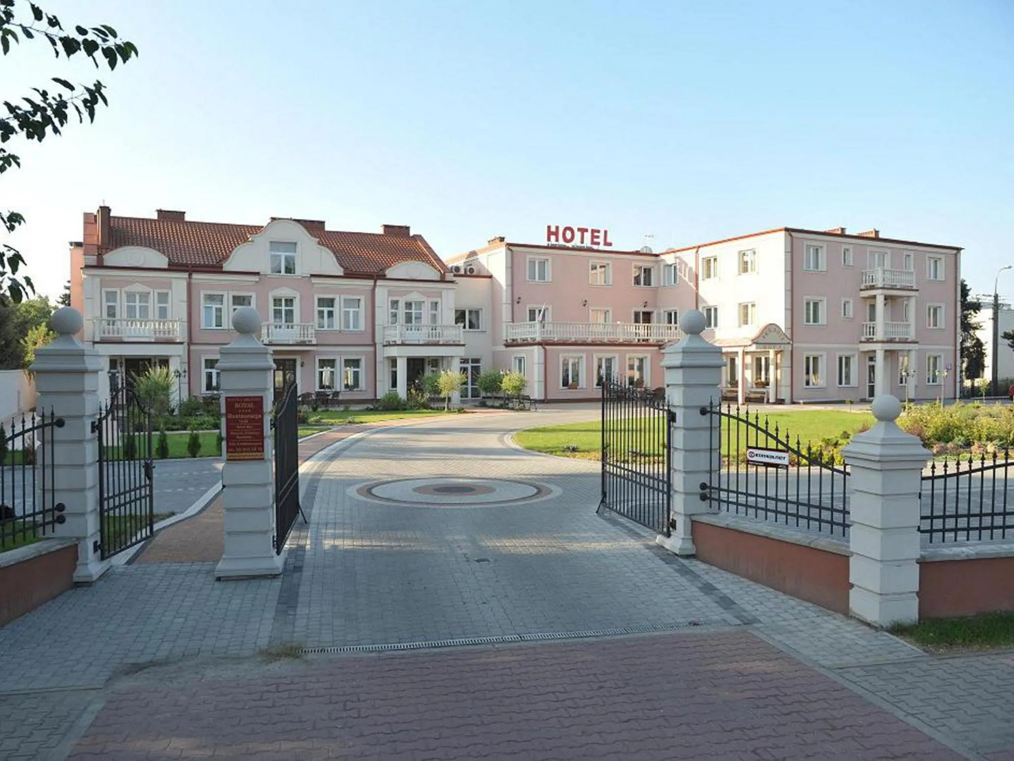 Facade/entrance in Hotel Arkadia Royal