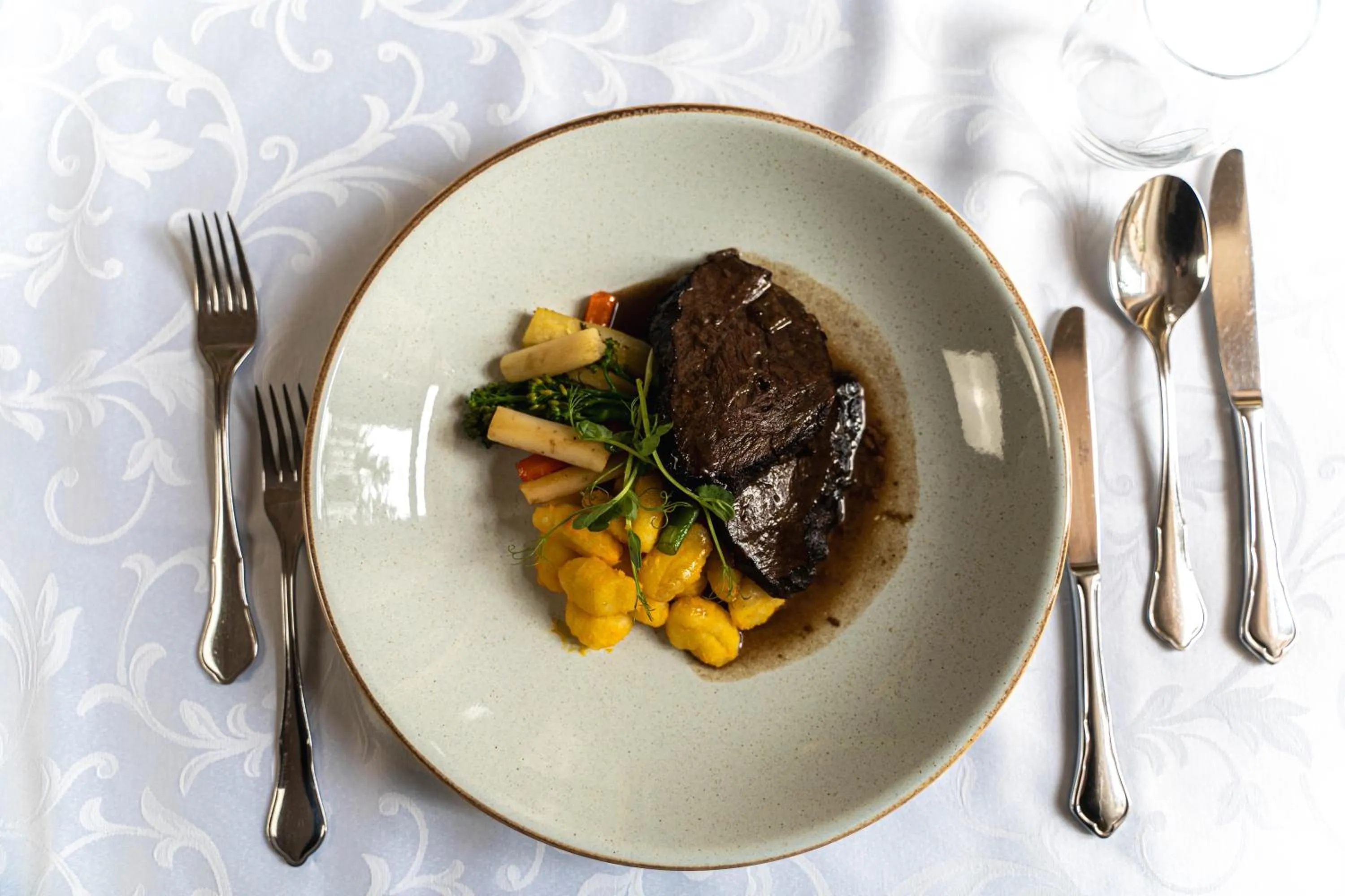 Restaurant/places to eat in Hotel Arkadia Royal